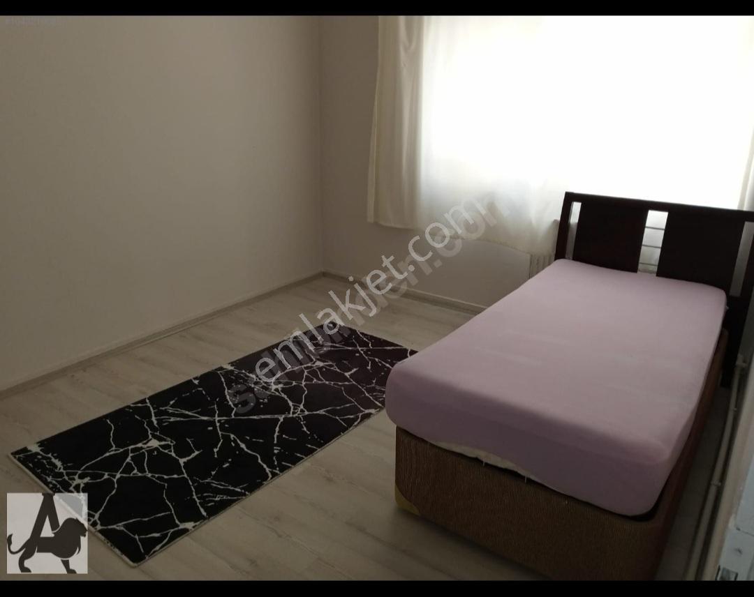 Arslan Emlak'tan Eşyalı 3+1 Ara Kat Metroya Yakın Yapılı Kiralık - Görsel 11