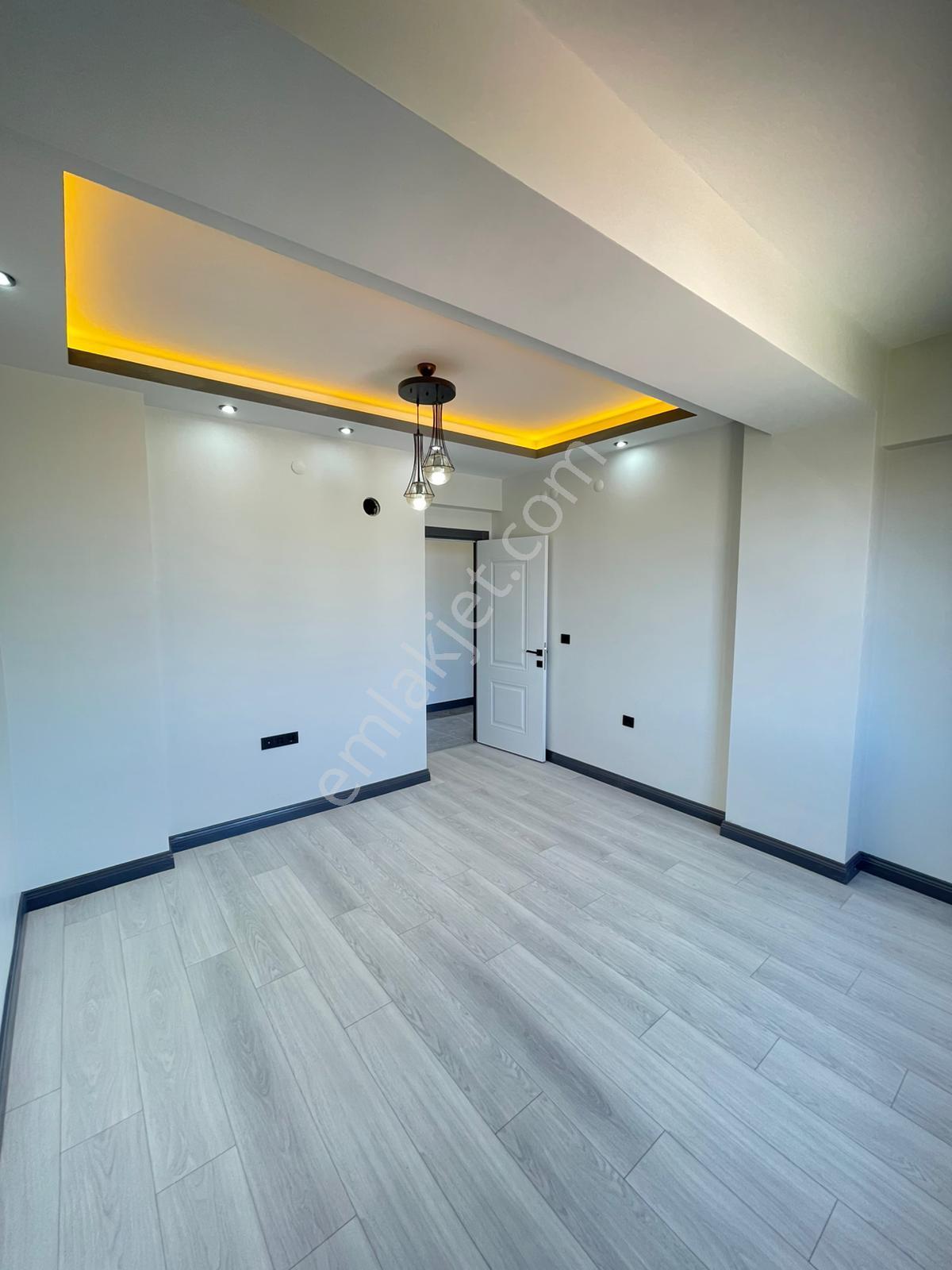 Çöşnük'te Kiralık 2+1 Lüks Daire - Görsel 6