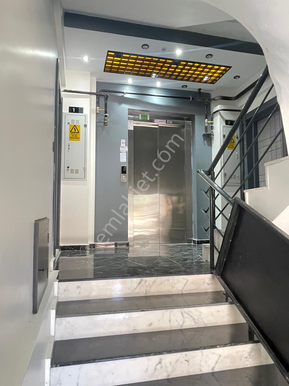 Çöşnük'te Kiralık 2+1 Lüks Daire - Görsel 25