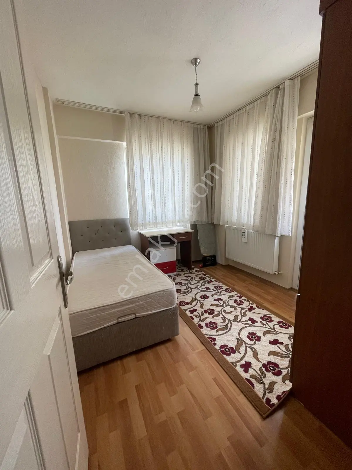 Denizli Yunusemre De 2+1 Öğrenciye Ve Çalışana Uygun Apart