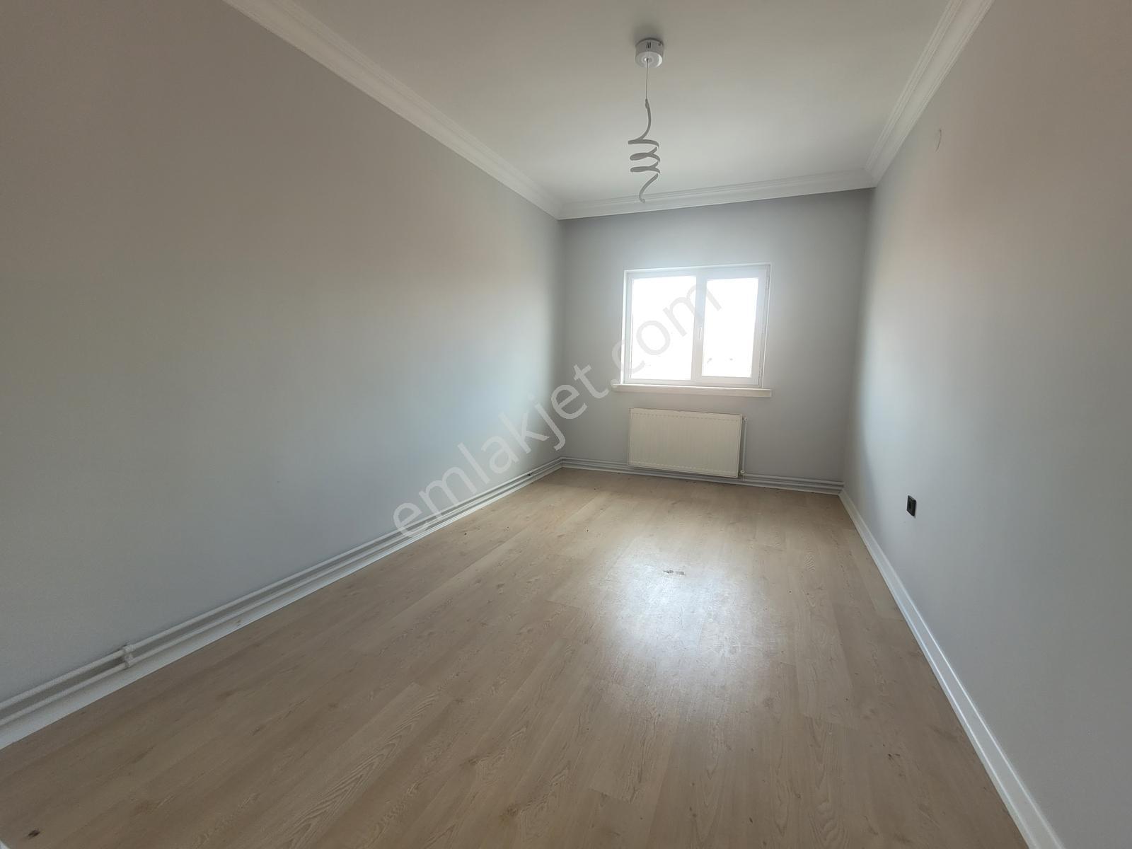 Ahiler'den Cadde Üzerinde 3 Oda 1 Salon Güney Cephe Daire !! - Görsel 12