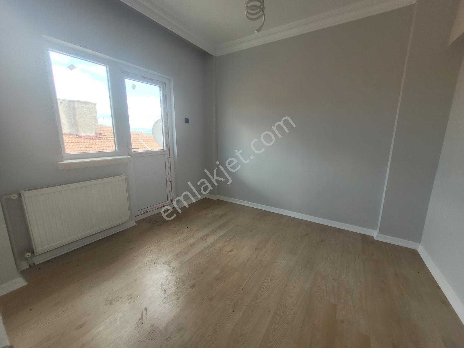 Ahiler'den Cadde Üzerinde 3 Oda 1 Salon Güney Cephe Daire !! - Görsel 7