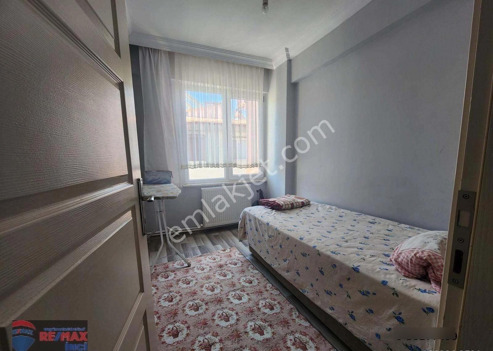 Re/max İnci'den Edremit Altınkum Mah. Eşyalı Kiralık Daire - Görsel 4
