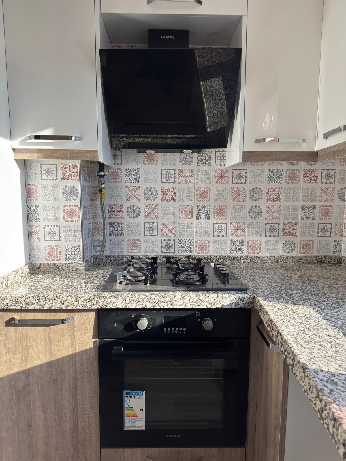 Zeki Emlak'tan Muradiye Mahallesinde Kiralık 1+1 Ara Kat Daire - Görsel 9