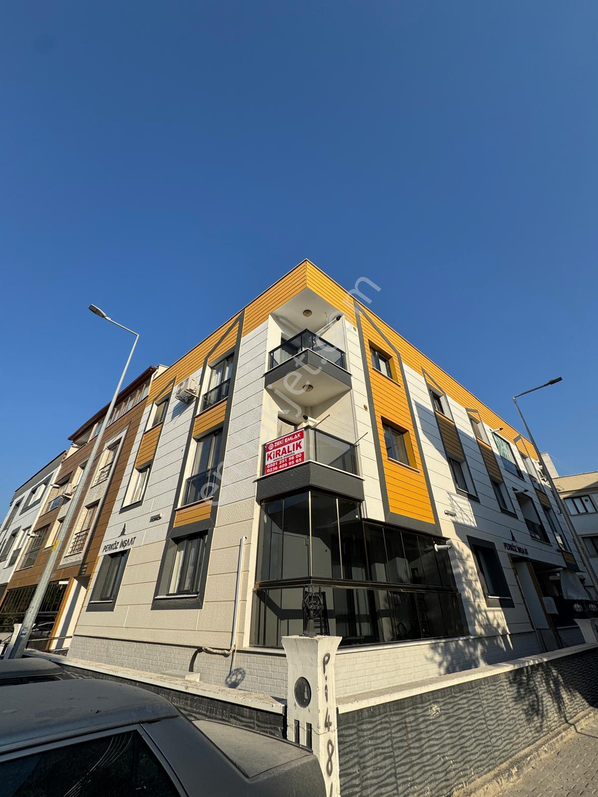 Zeki Emlak'tan Muradiye Mahallesinde Kiralık 1+1 Ara Kat Daire - Görsel 19