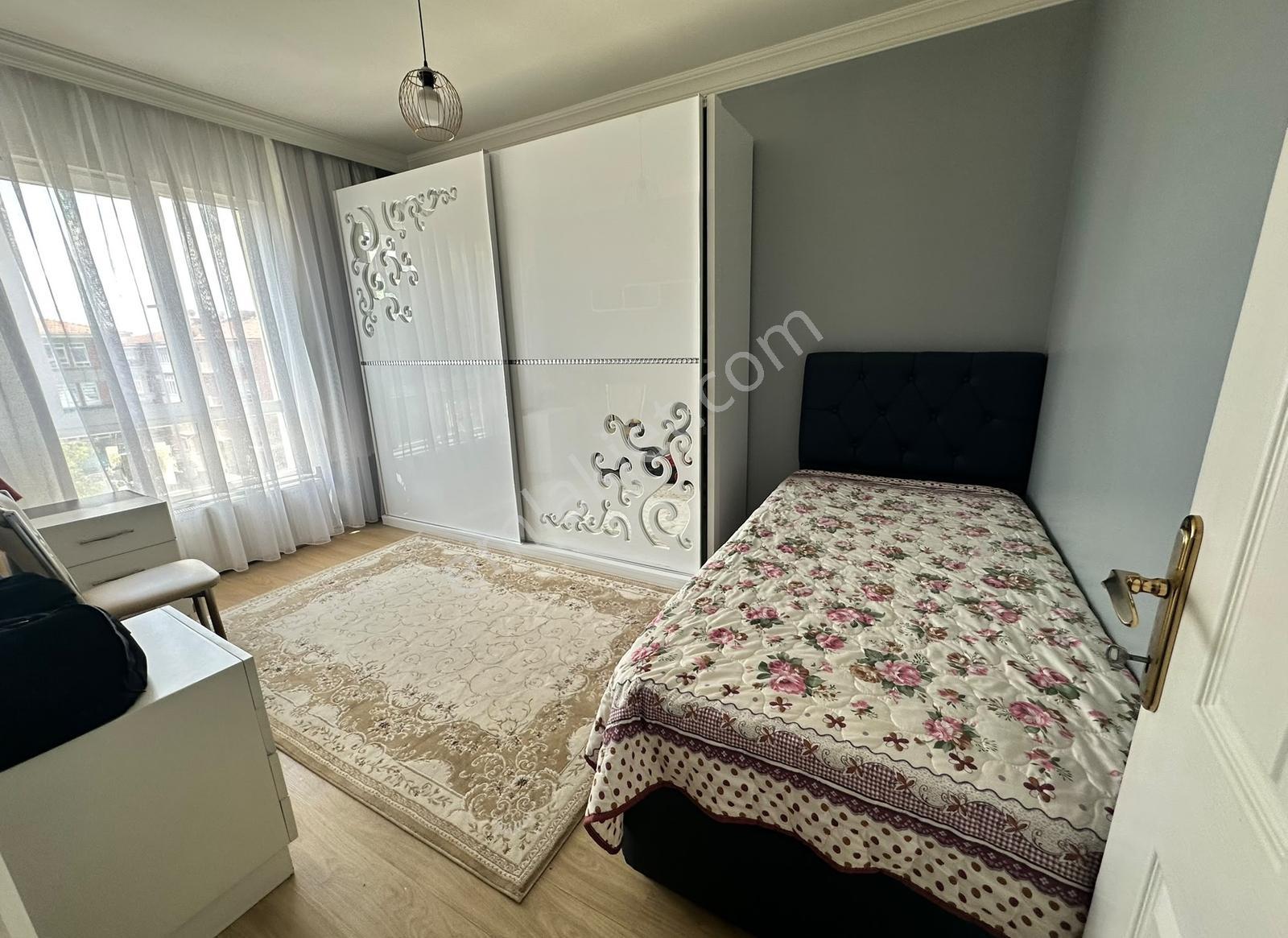 A.eğlencenin Kalbinde Mestan Sokak'ta 3+1 Bağımsız 125m2 Daire.! - Görsel 14