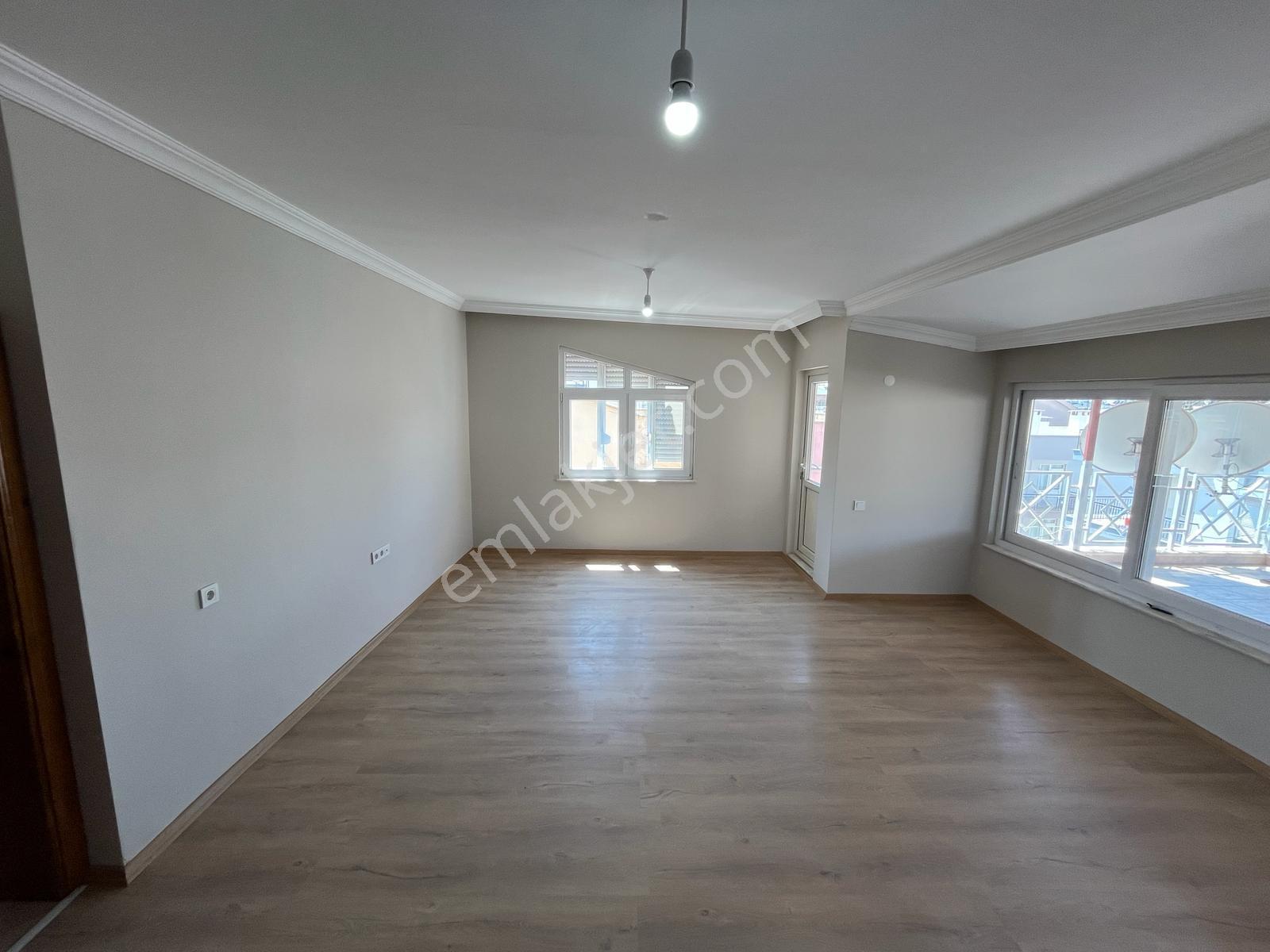 Antalya Kepez Yeşilyurtta Kiralık 3+1 Çatı Katı Daire No.20650 - Görsel 2