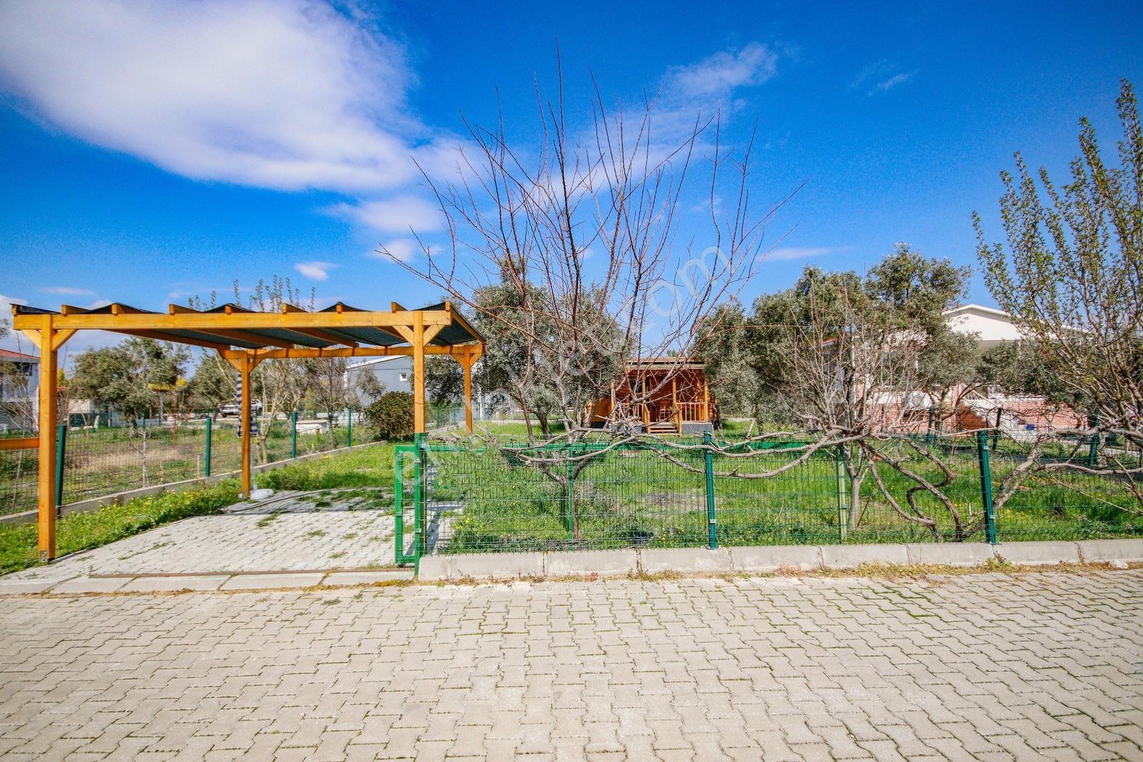 Full Eşyalı,ahşap Evli, Site İçerisinde Satılık Arsa - Görsel 39