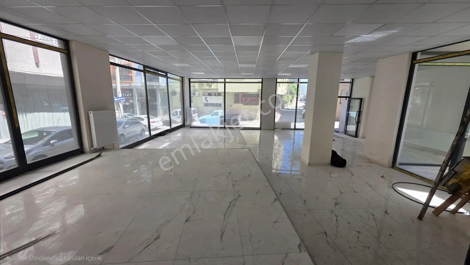 Karabağlar Bozyakada Sıfır 175 M² Geniş Cepheli Kiralık Dükkan