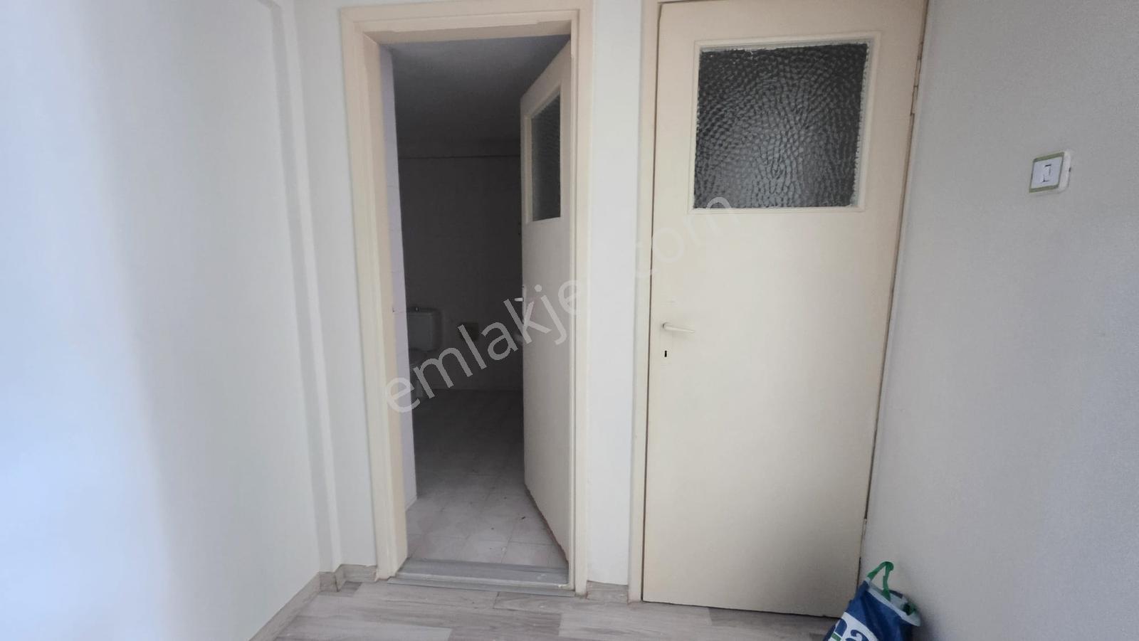 Güneşli Mahallesi İzmir Park Ve Egepol Hastanesi Yakını Kiralık - Görsel 23