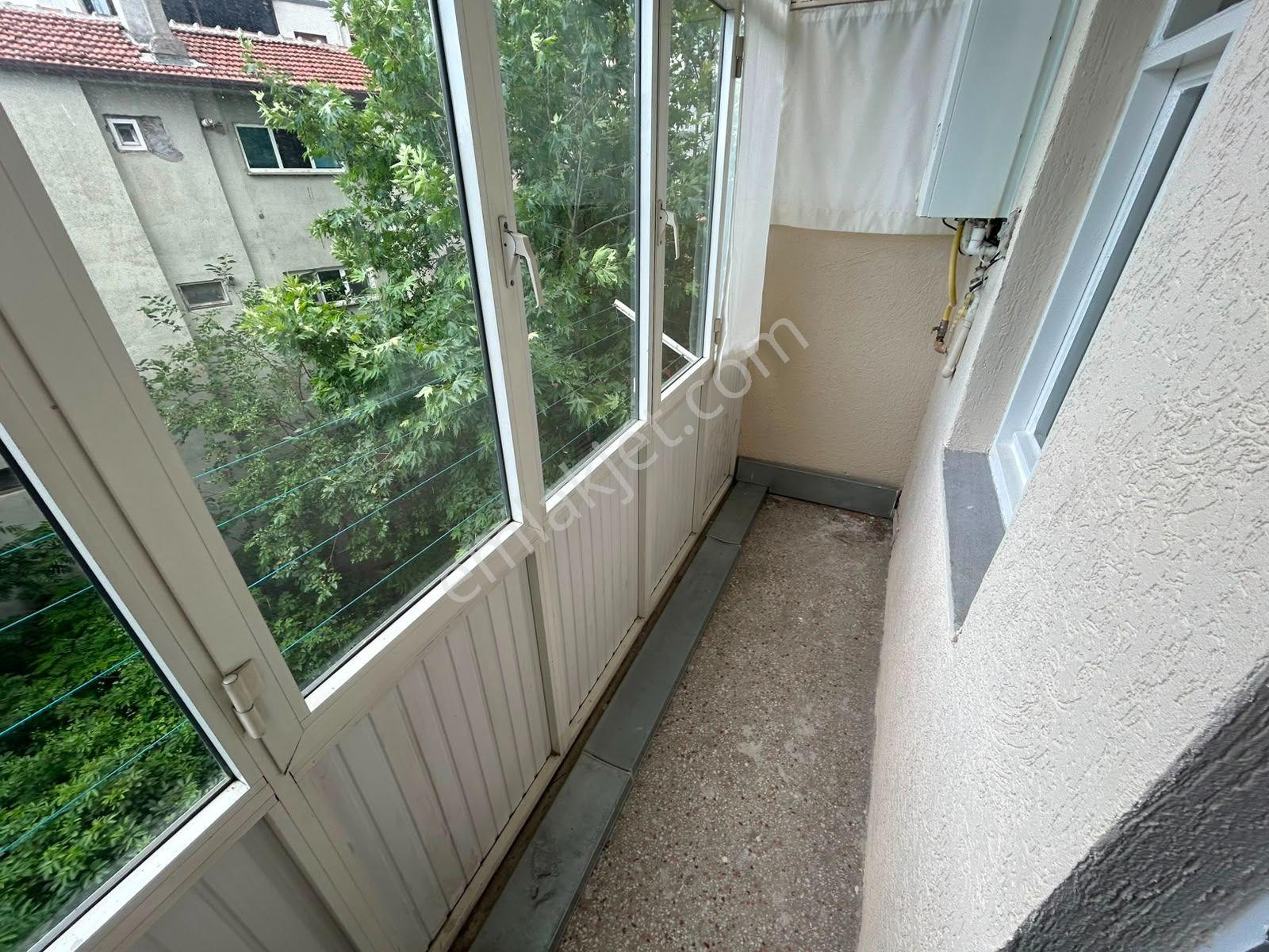 Bursa Namazgah'ta Bakımlı 2+1 Daire, 90m², Kombili - Görsel 16
