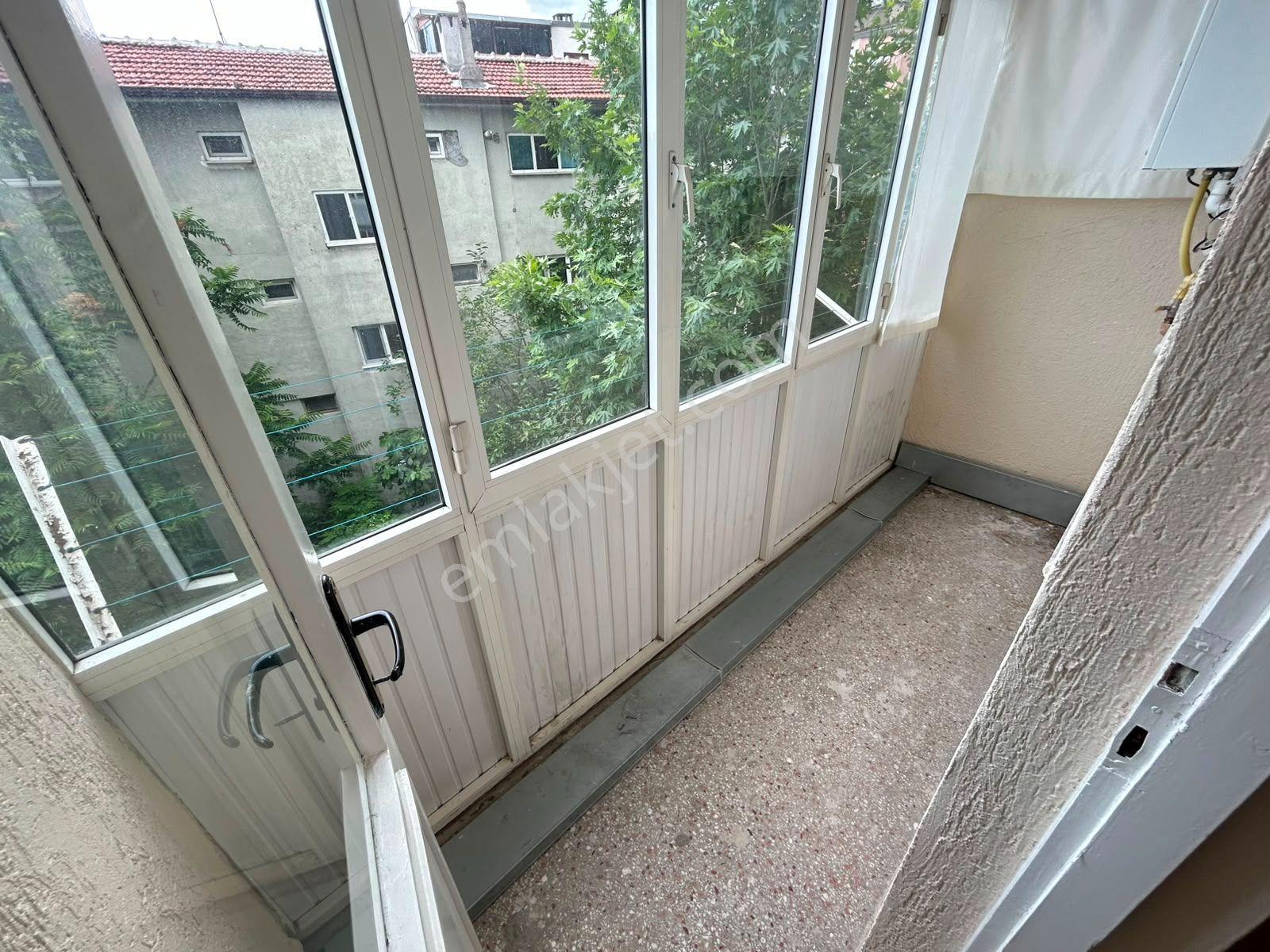Bursa Namazgah'ta Bakımlı 2+1 Daire, 90m², Kombili - Görsel 17
