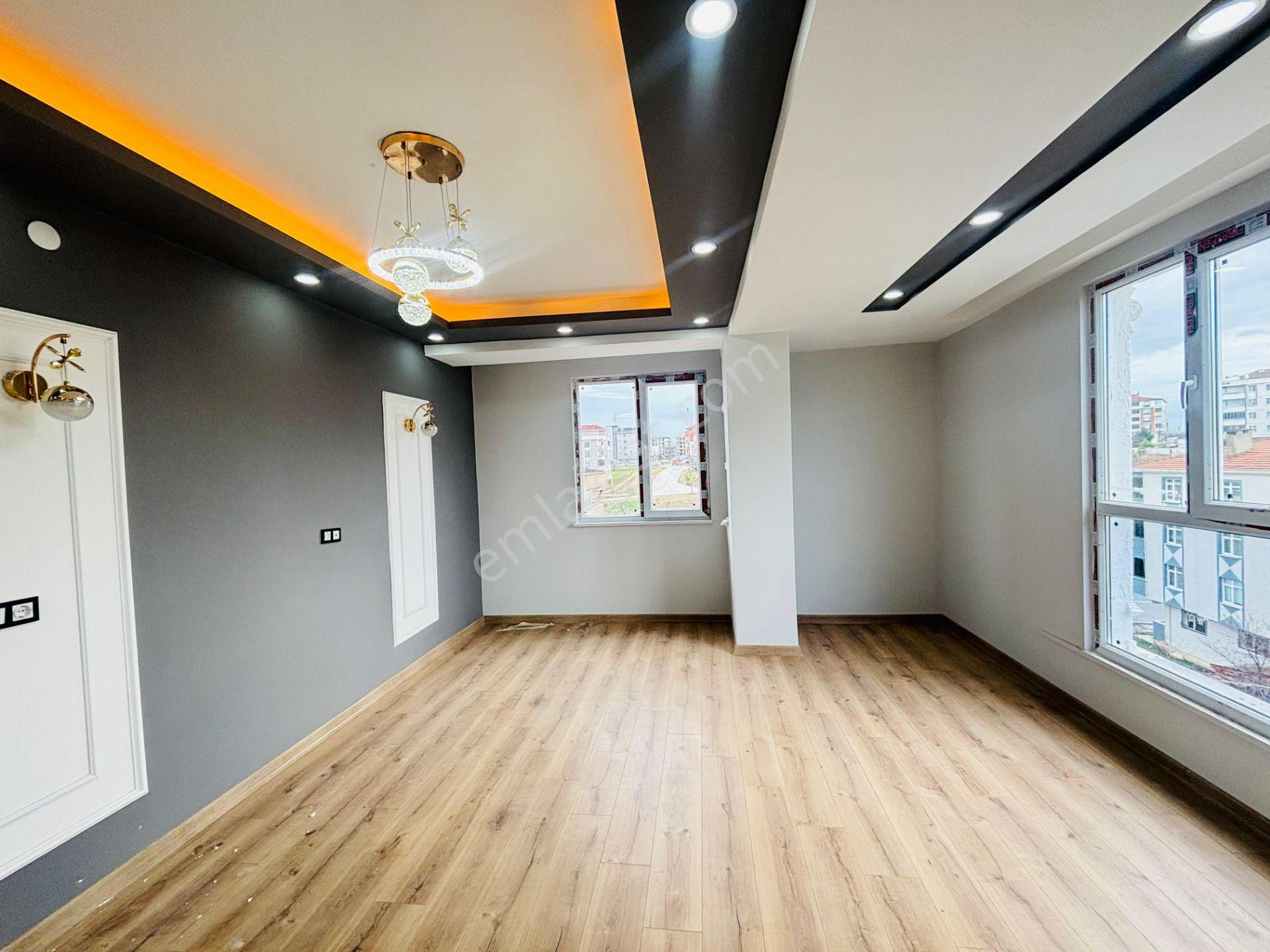 Güven'den Çerkezköy'de İskanlı K'otoparklı 2+1 Kiralık Daire... - Görsel 2