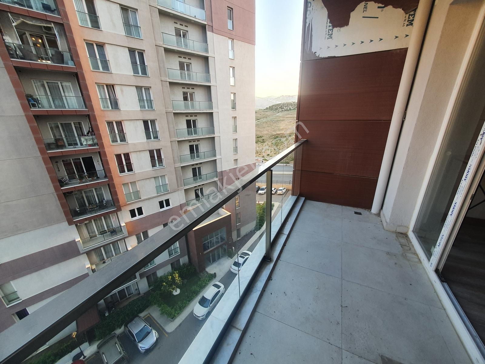 Yenitepe Konutları 1.etapta Havuzlu Site İçi Satılık 2+1 Daire - Görsel 3