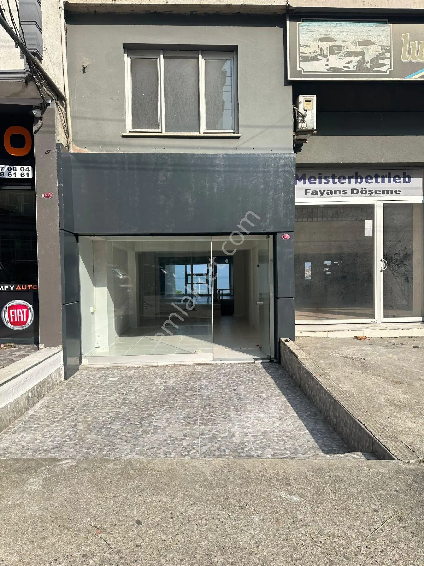 Deha Emlaktan Yaylacıkta Anayol Üstü Kiralık Dükkan
