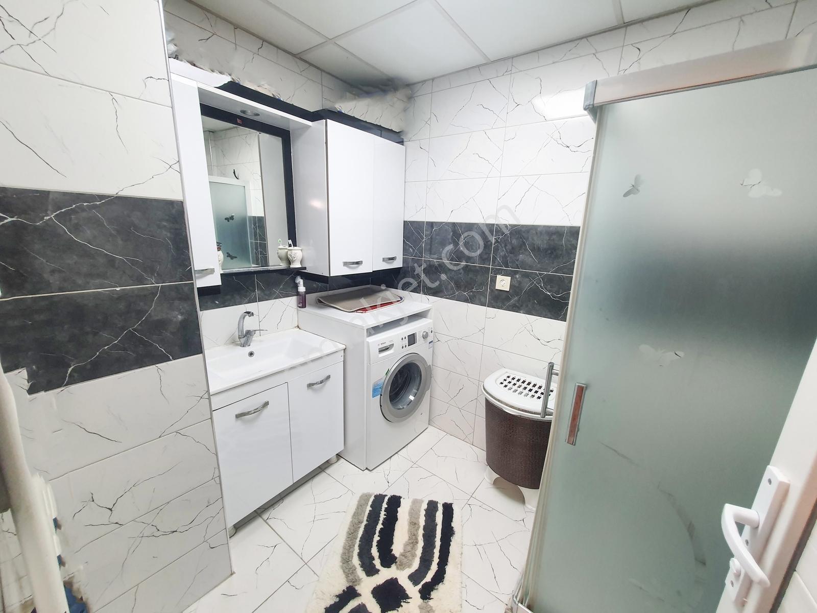 Bahçelievler'de Otoparklı Binada,metro Yakını,köşe Satılık - Görsel 6