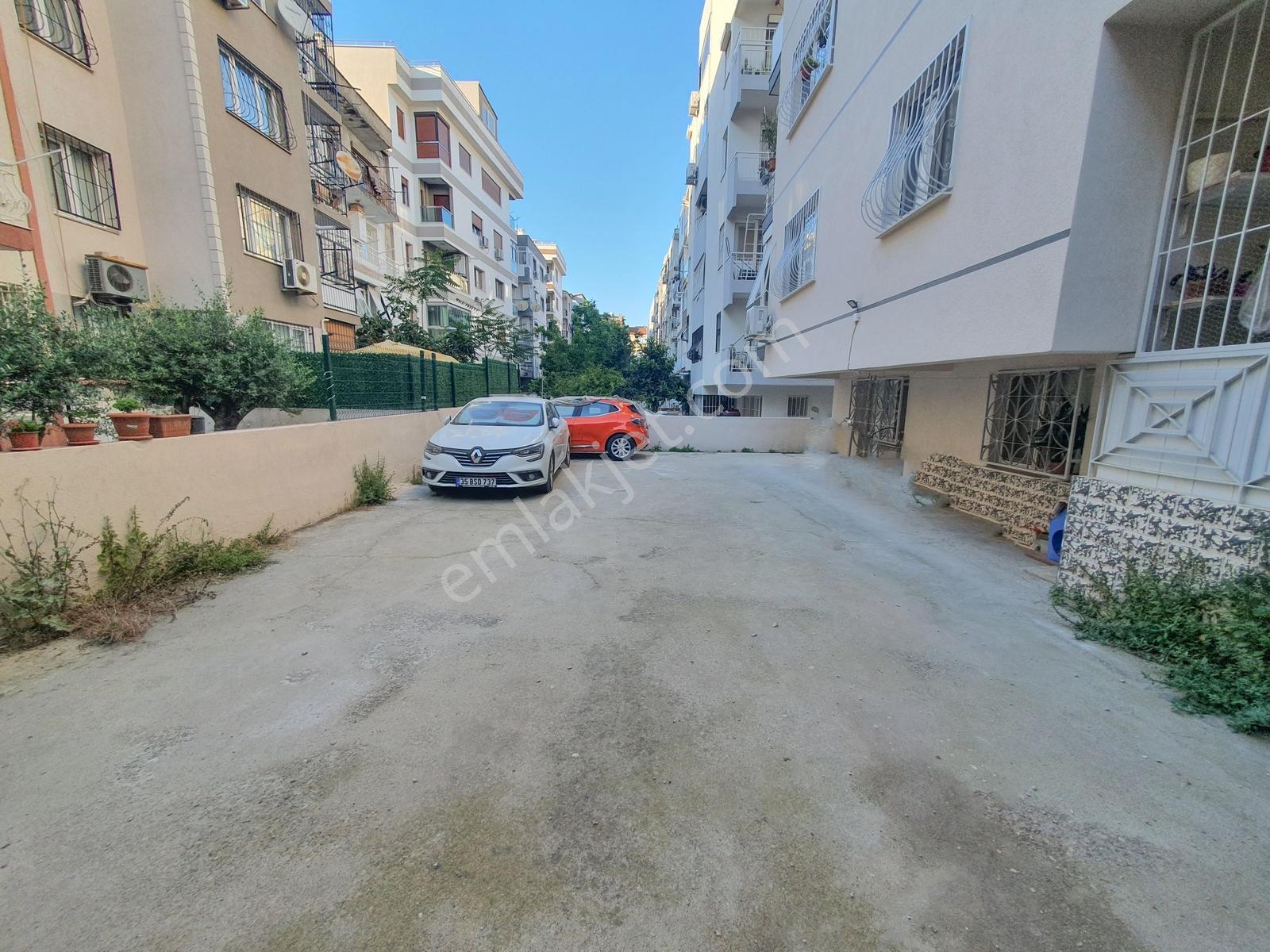 Bahçelievler'de Otoparklı Binada,metro Yakını,köşe Satılık - Görsel 29