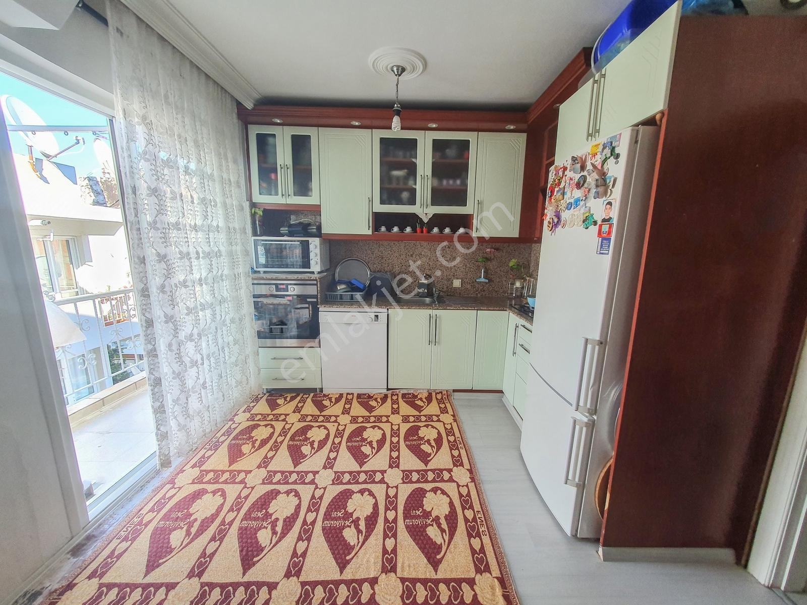 Bahçelievler'de Otoparklı Binada,metro Yakını,köşe Satılık - Görsel 23