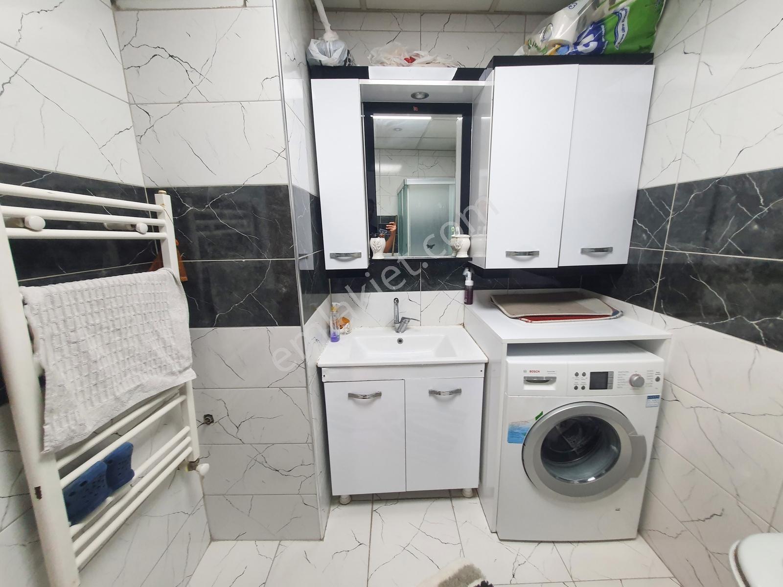Bahçelievler'de Otoparklı Binada,metro Yakını,köşe Satılık - Görsel 24