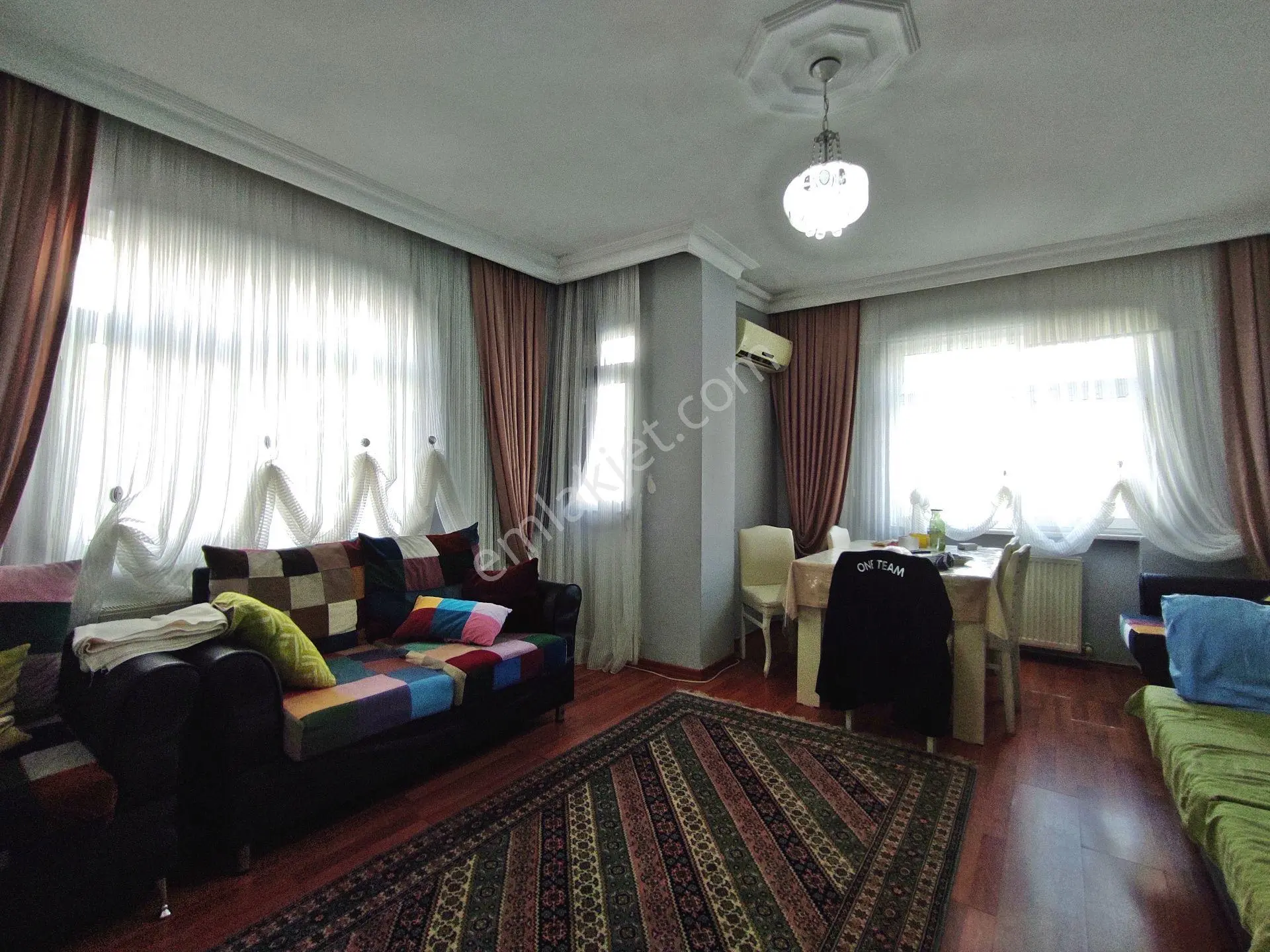 Bahçelievler Cumhuriyet Mah 85,m2-2+1-4,kat Daire