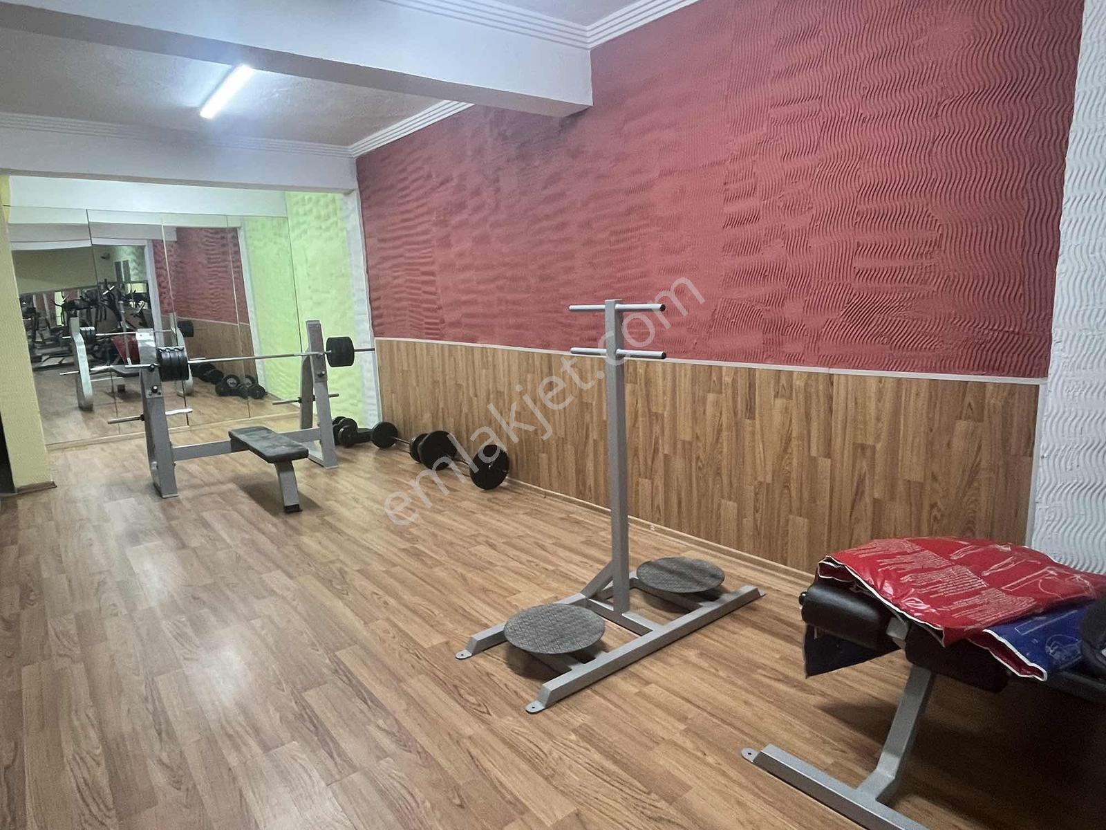 Ekonomi Üniversitesi Yakını Otoparklı Geniş Kiralık 3+1 Daire - Görsel 3