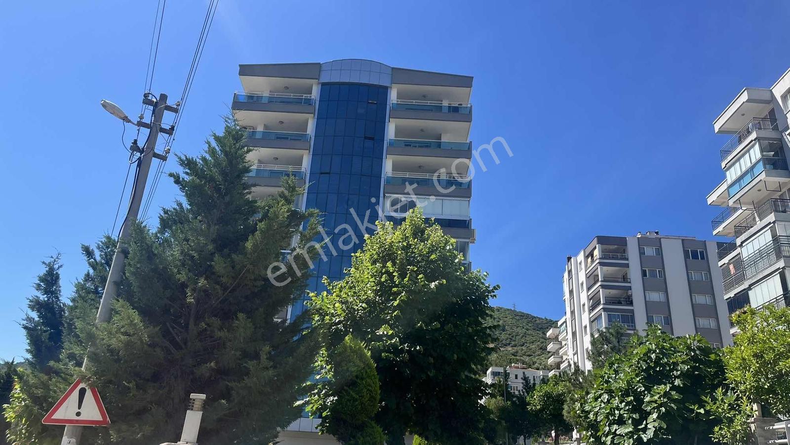 Ekonomi Üniversitesi Yakını Otoparklı Geniş Kiralık 3+1 Daire - Görsel 2