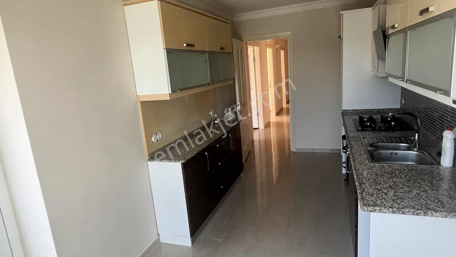 Ekonomi Üniversitesi Yakını Otoparklı Geniş Kiralık 3+1 Daire - Görsel 13