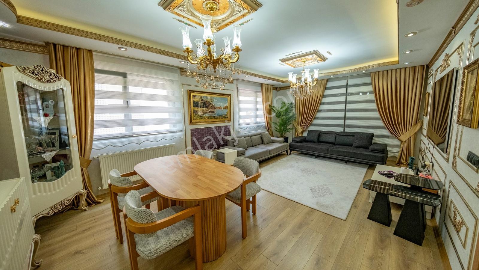 Bornova İnönü'de Müstakil Tarzında Tesaslı Manzaralı Özel Mimari - Görsel 31