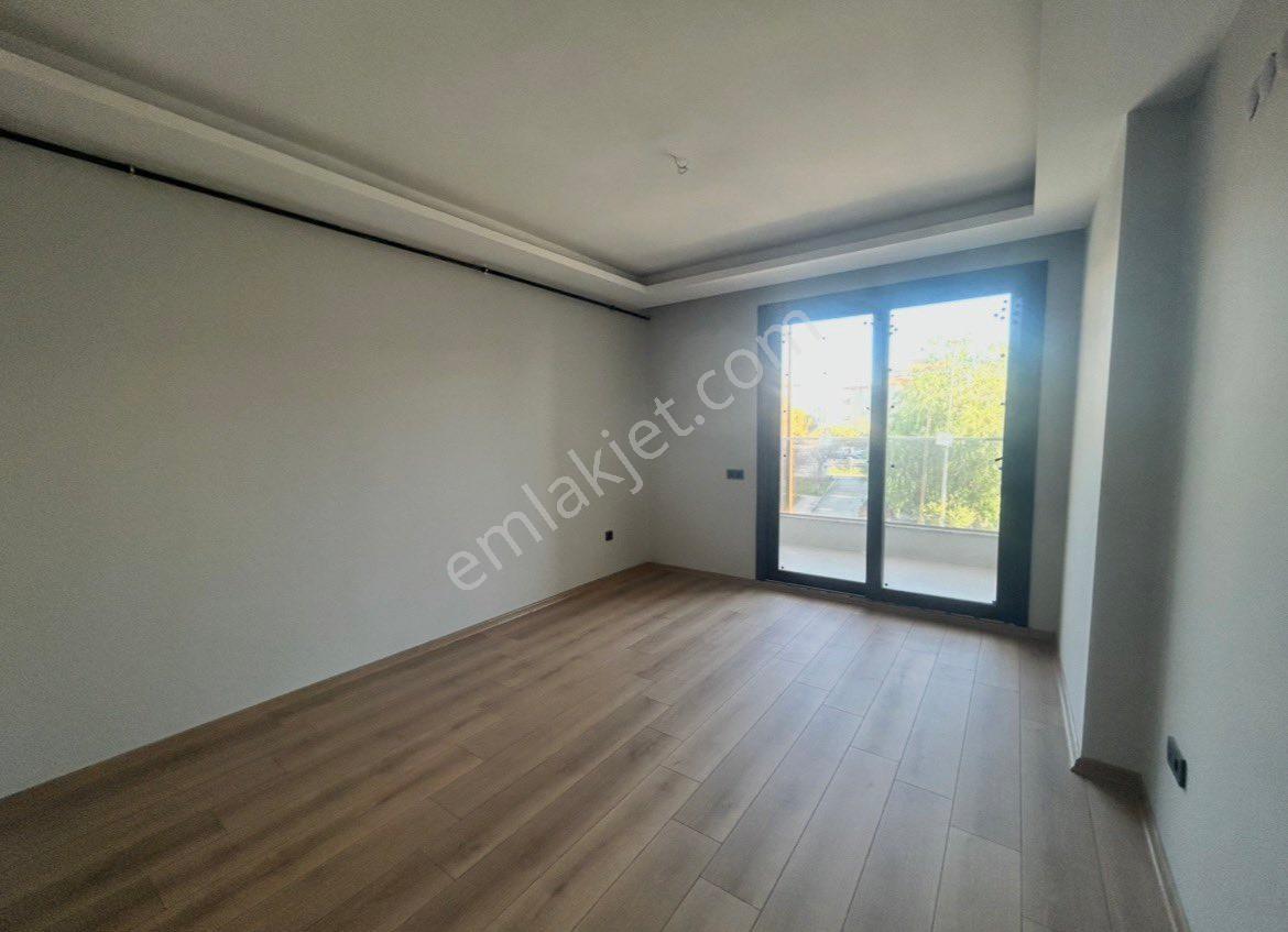 İzban Tramvay Hasthaneler Yakını Havuzlu Geniş 3+1 Kiralık Daire - Görsel 17