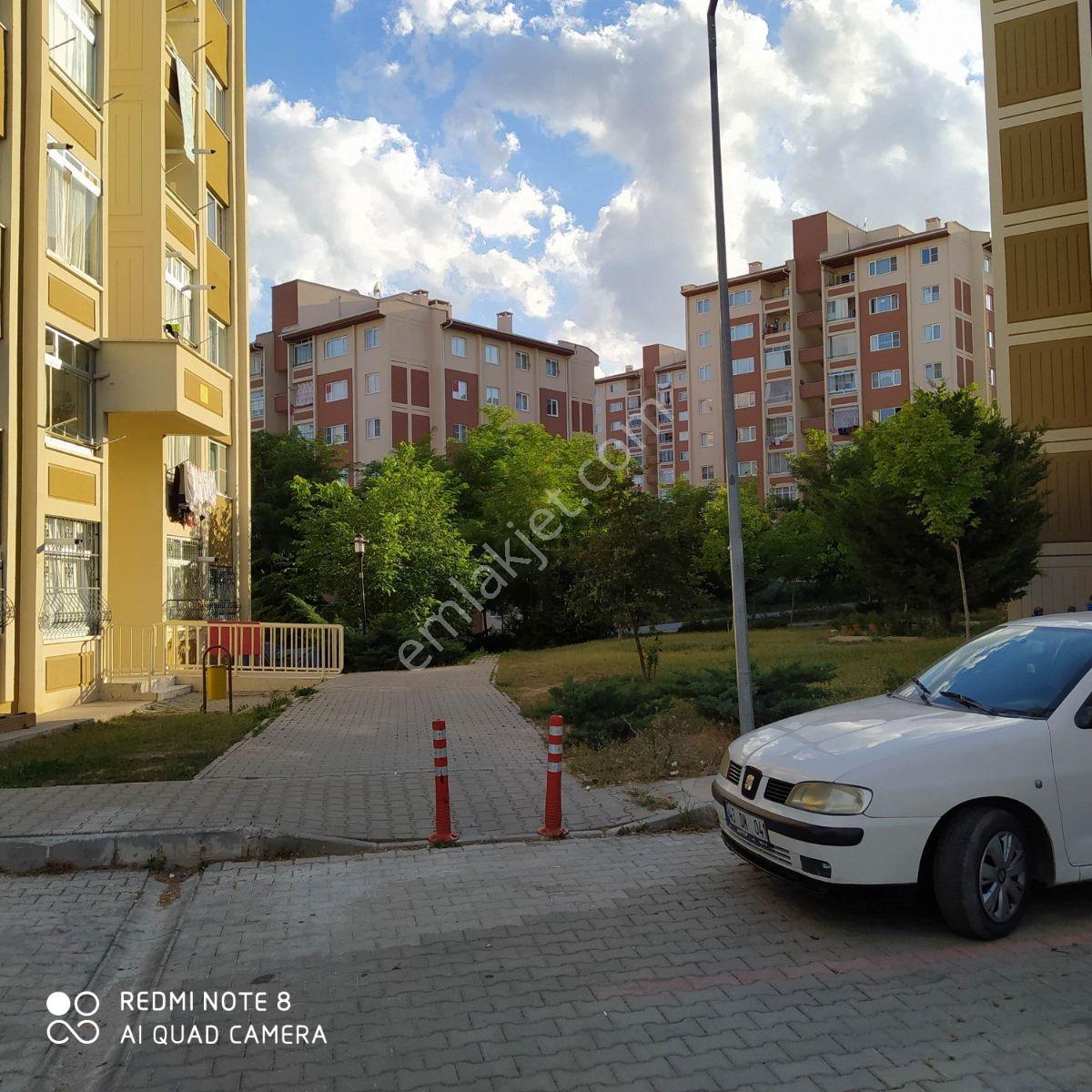 Meram Gödene Toki De Askeri Servis Güzergahnda Kiralık 2+1 Daire - Görsel 28