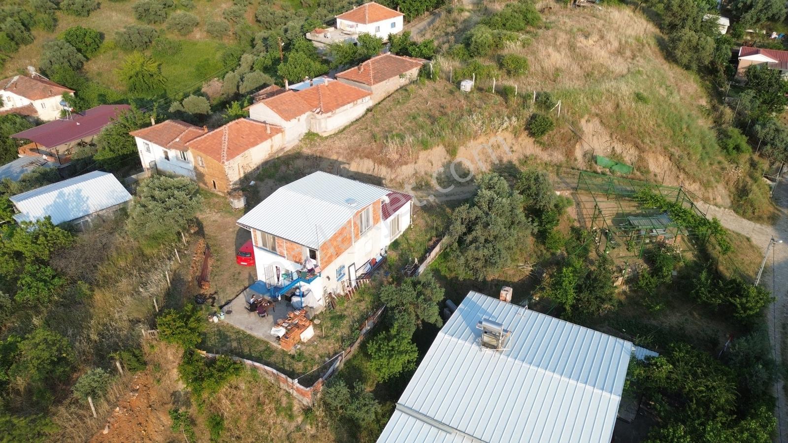 Erz'den Kemalpaşa Sarılar'da Köyiçi İmarlı Müstakil Parsel Ev - Görsel 13