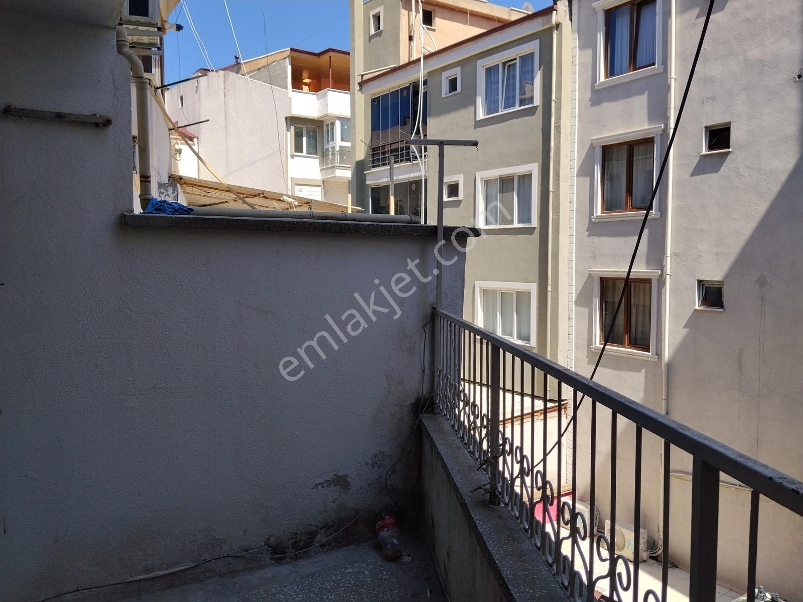 Burhaniye Merkez Cumhuriyet Meydanında 3+1 Satılık Daire - Görsel 7