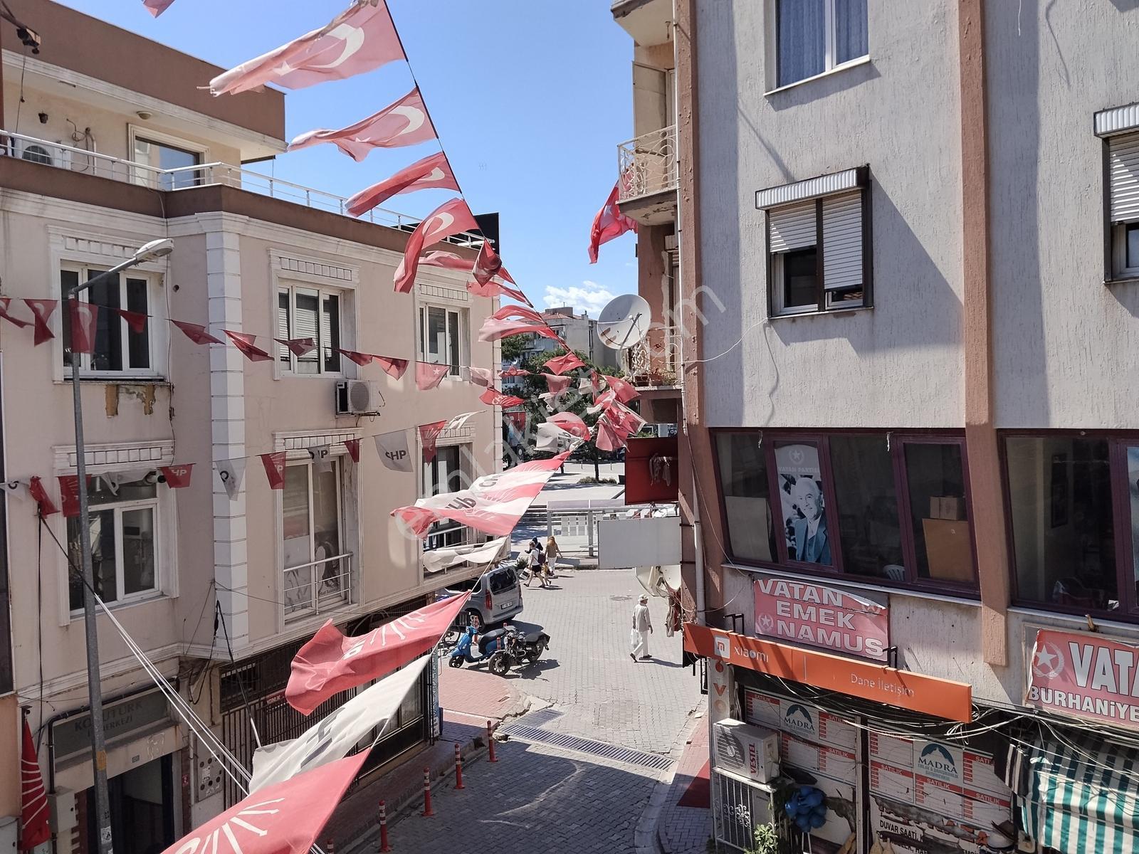 Burhaniye Merkez Cumhuriyet Meydanında 3+1 Satılık Daire - Görsel 20