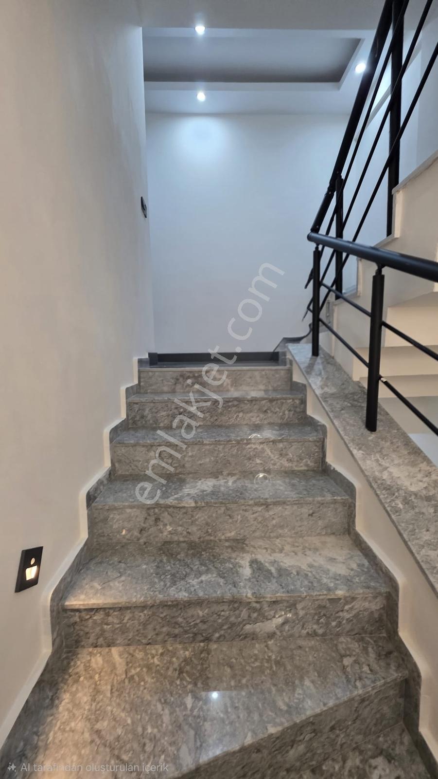 Gölcükler Mah. 3 Katlı Full Tadilatlı Villa - Görsel 17