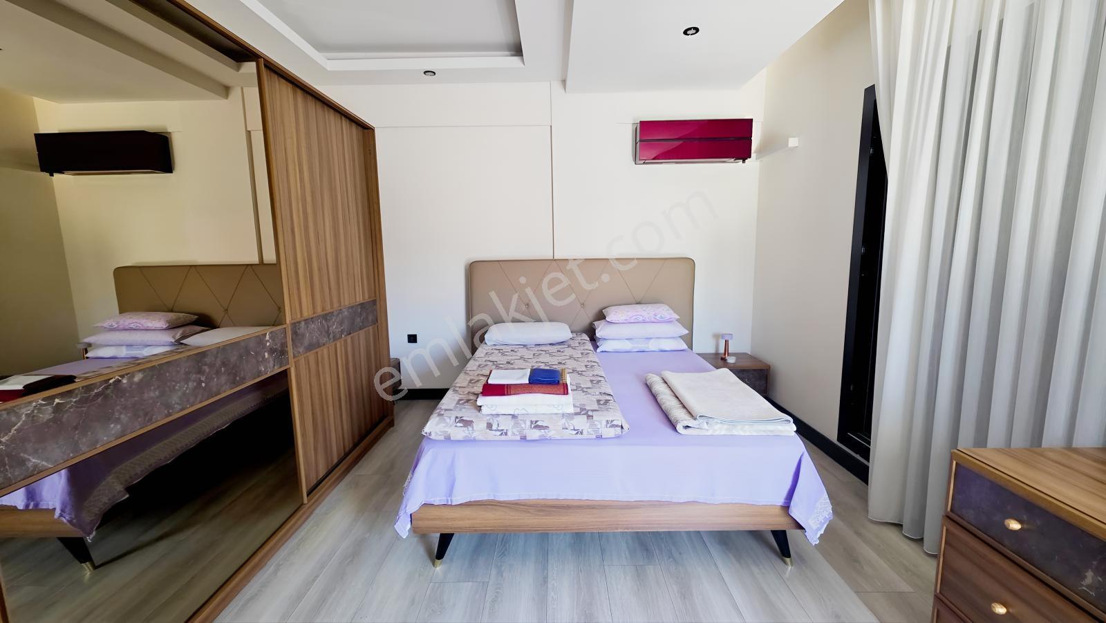 Gölcükler Mah. 3 Katlı Full Tadilatlı Villa - Görsel 2