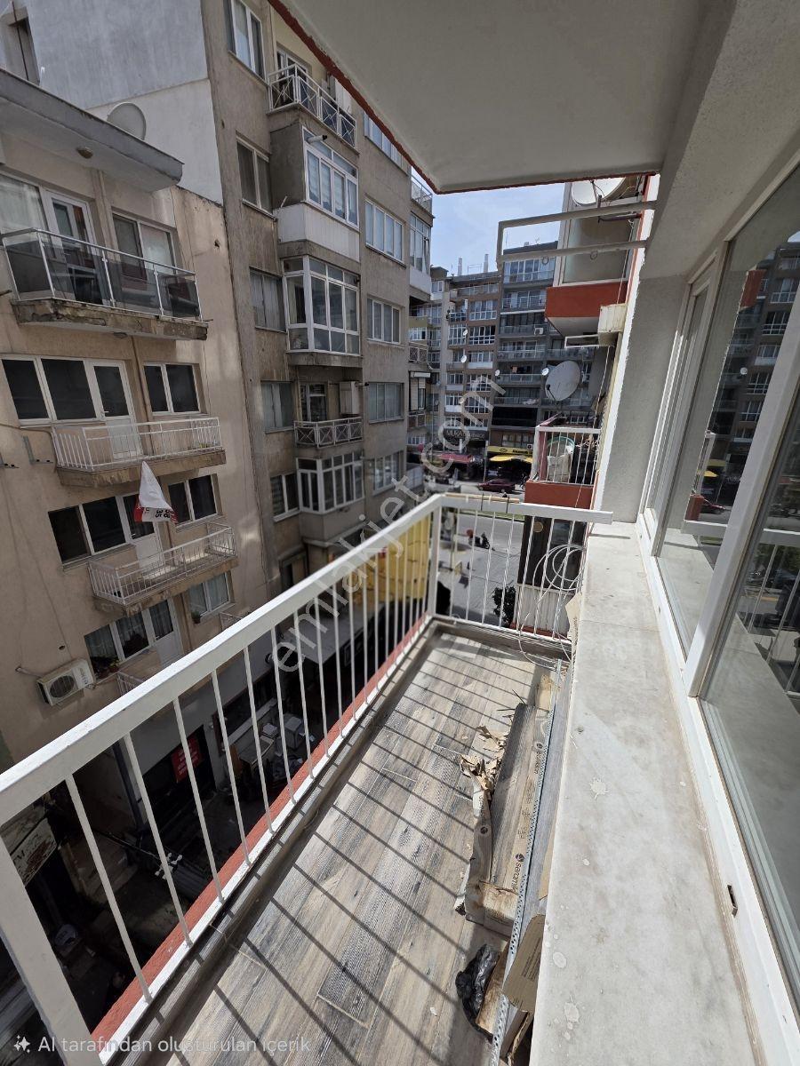 Üçyolda Merkezi Konumda Satılık 2+1 Full Tadilatlı Daire - Görsel 13