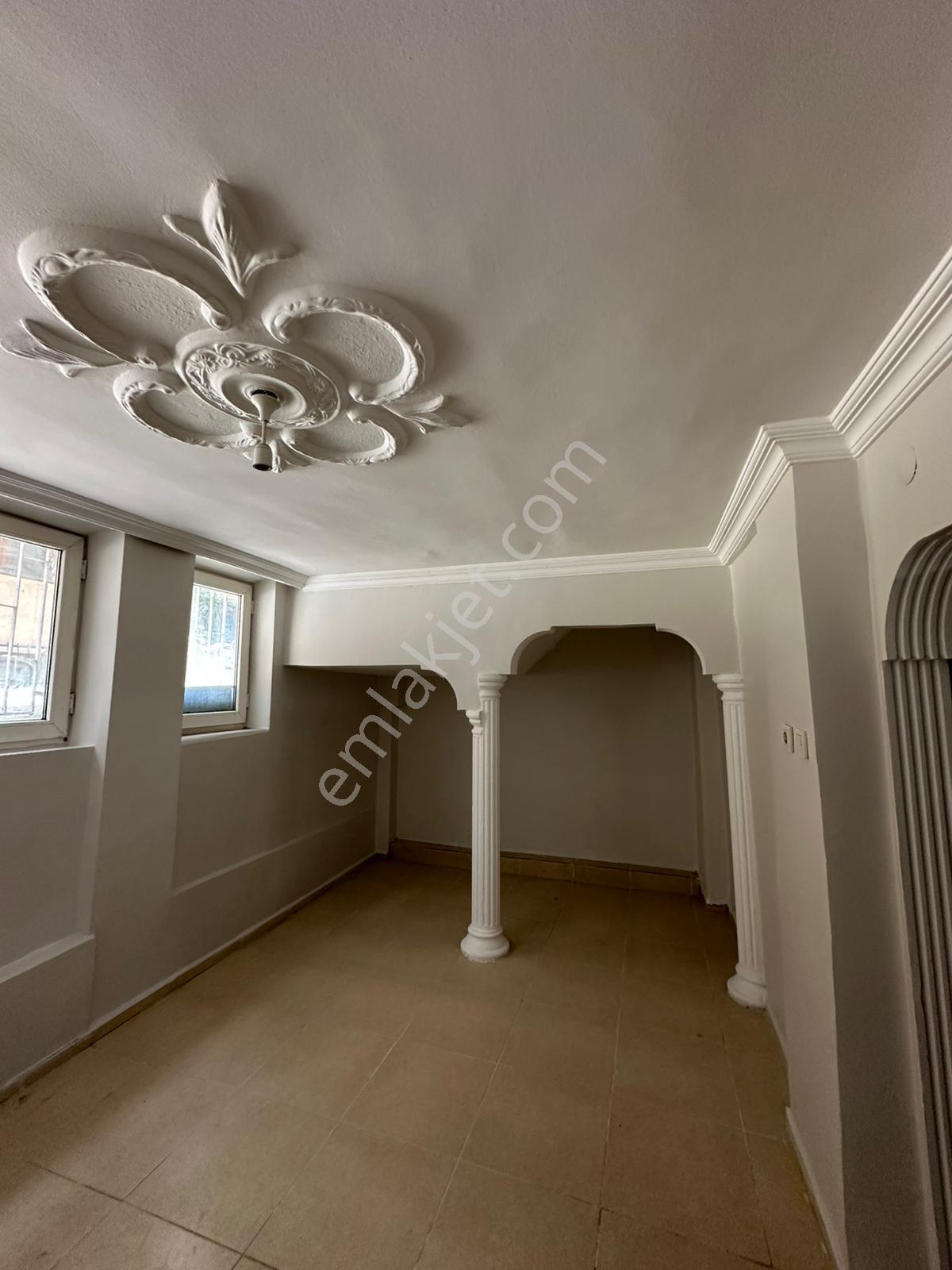 Bakırköyde Ulaşım Seçeneklerne Yakın Masrafsız 1+1 Kiralık Daire - Görsel 19