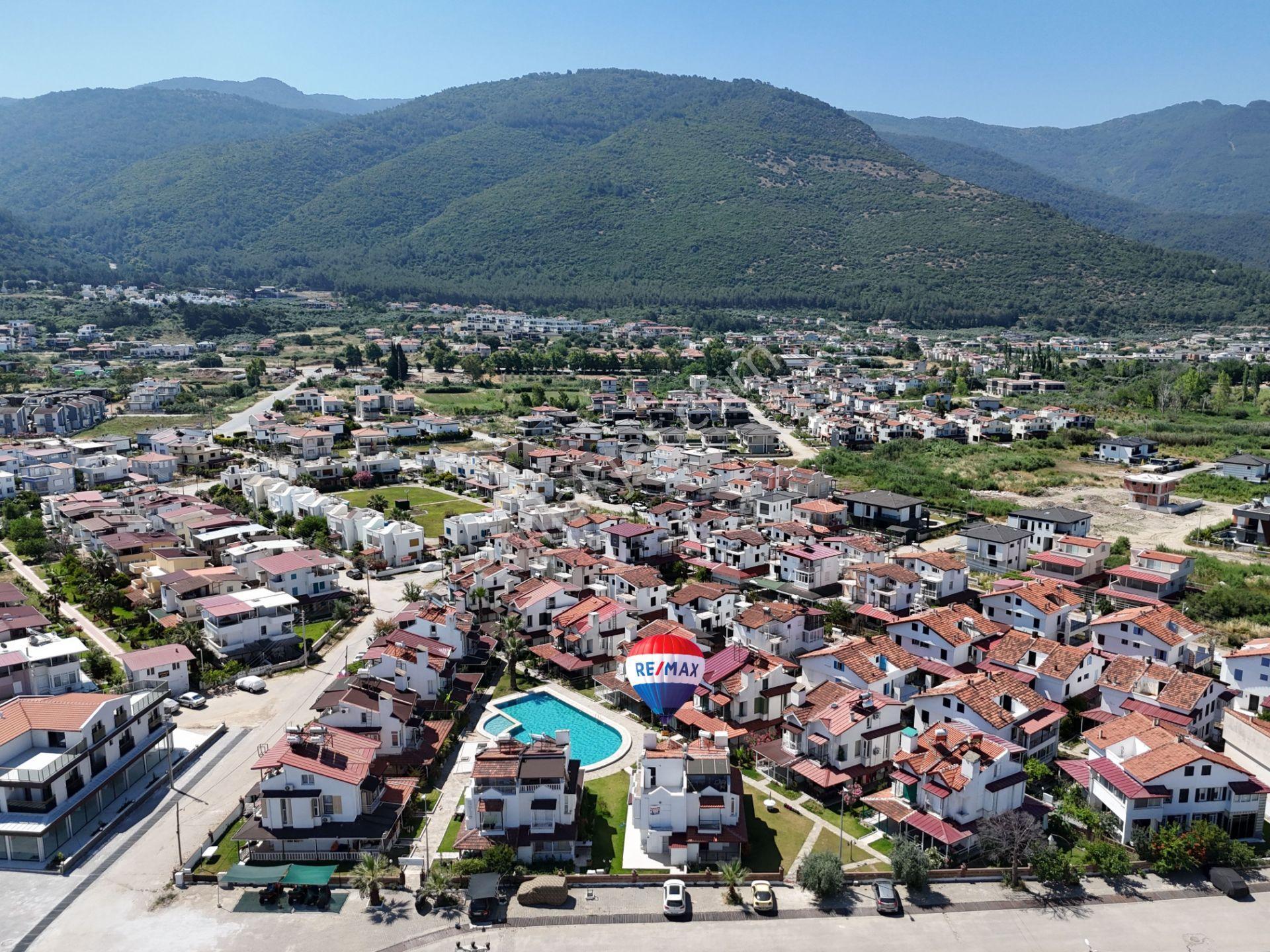 Güzelçamlı Tuse Sitesinde, Büyük Havuzlu Sitede Ferah 3+1 Villa - Görsel 9