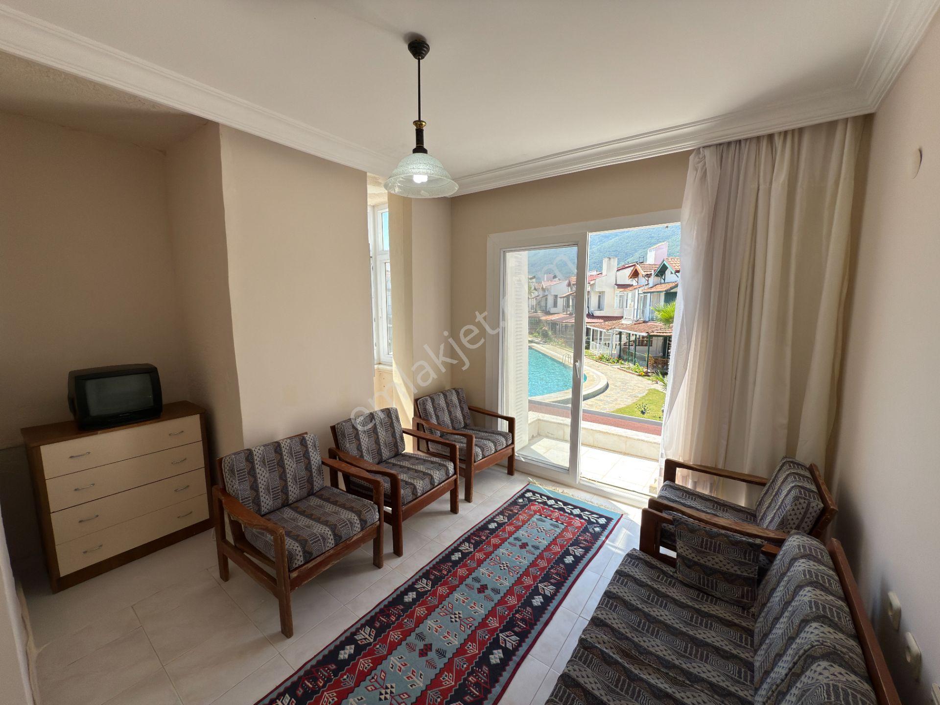 Güzelçamlı Tuse Sitesinde, Büyük Havuzlu Sitede Ferah 3+1 Villa - Görsel 27