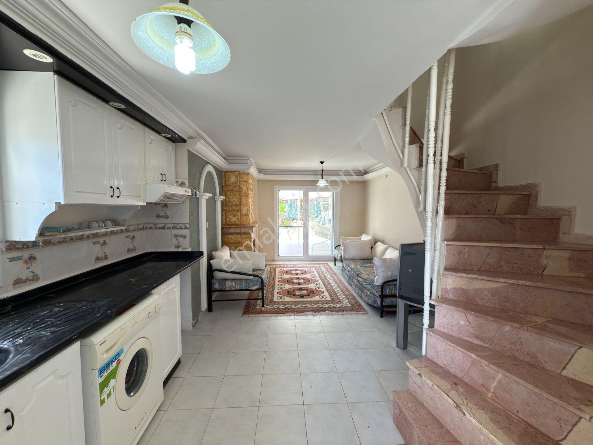 Güzelçamlı Tuse Sitesinde, Büyük Havuzlu Sitede Ferah 3+1 Villa - Görsel 18