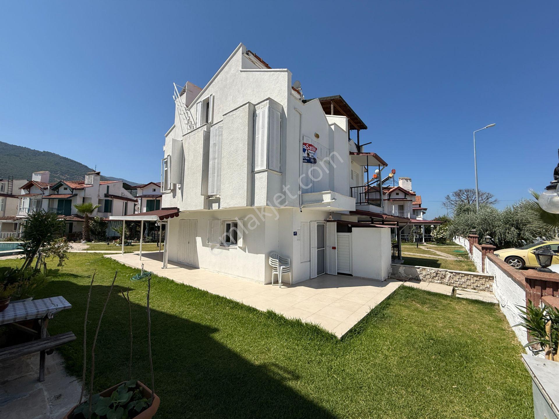 Güzelçamlı Tuse Sitesinde, Büyük Havuzlu Sitede Ferah 3+1 Villa - Görsel 6