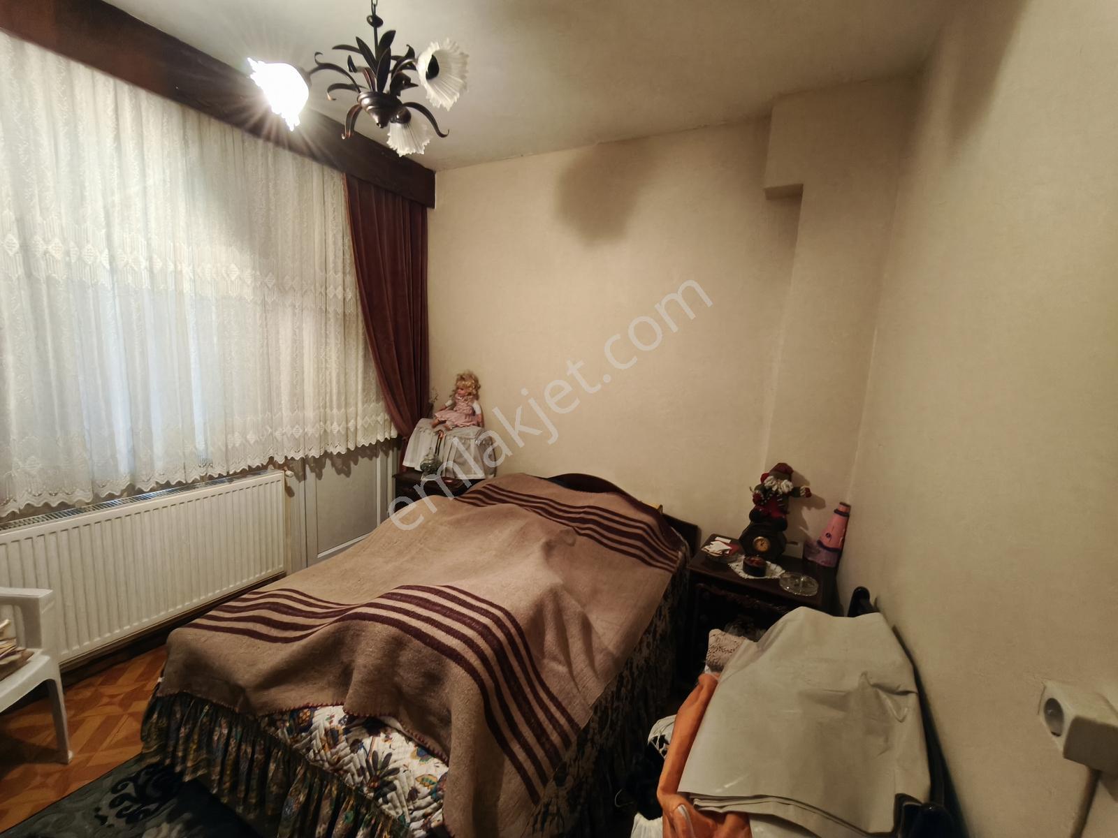 K.m.paşa Buz Pisti Arkası Mükemmel Konum 1 Arakat 68m² Daire - Görsel 24