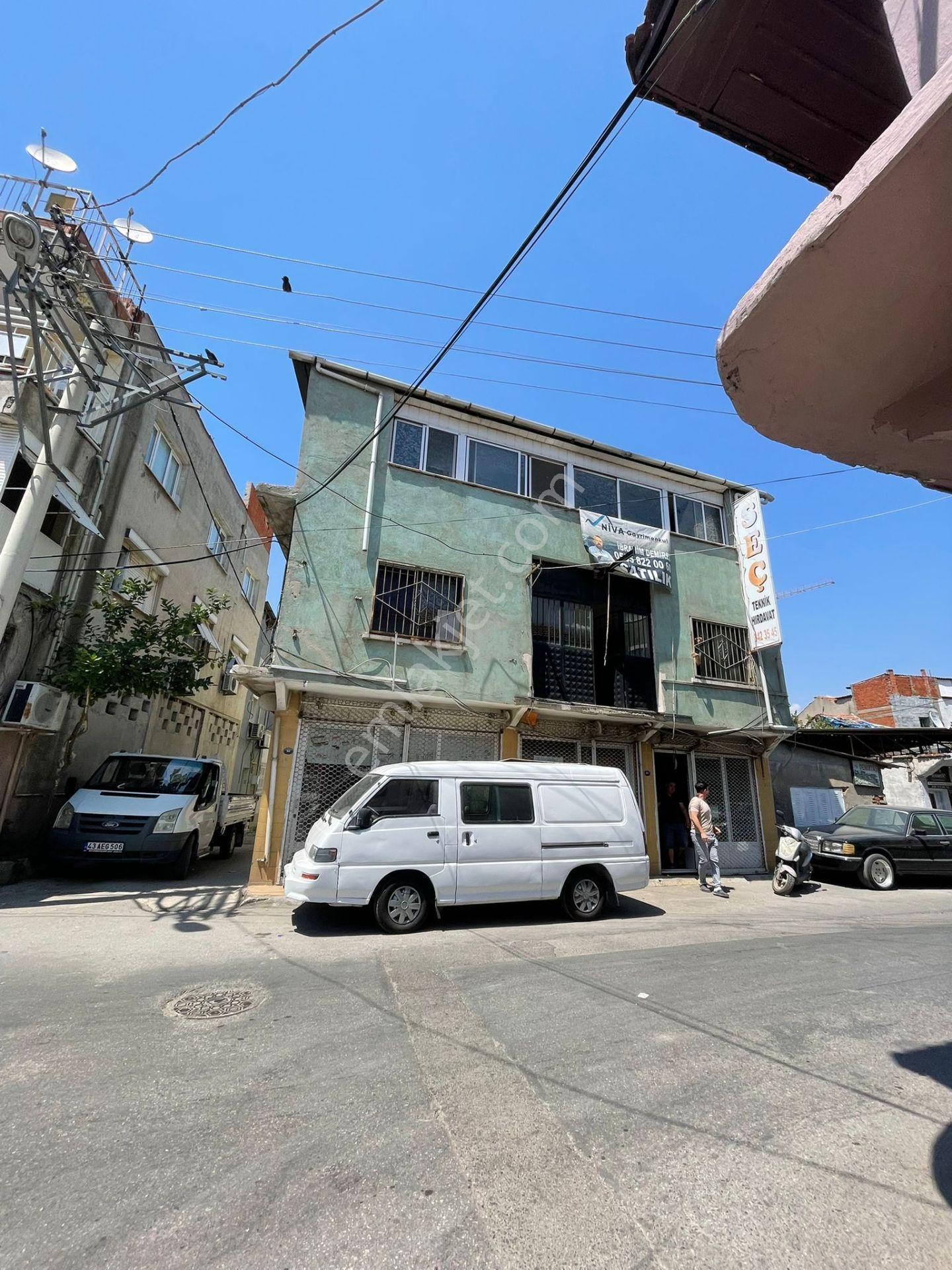 Bornova Yavuz Selim Cad. Üzeri Satılık 3 Katlı İş Yeri (309 M²) - Görsel 14