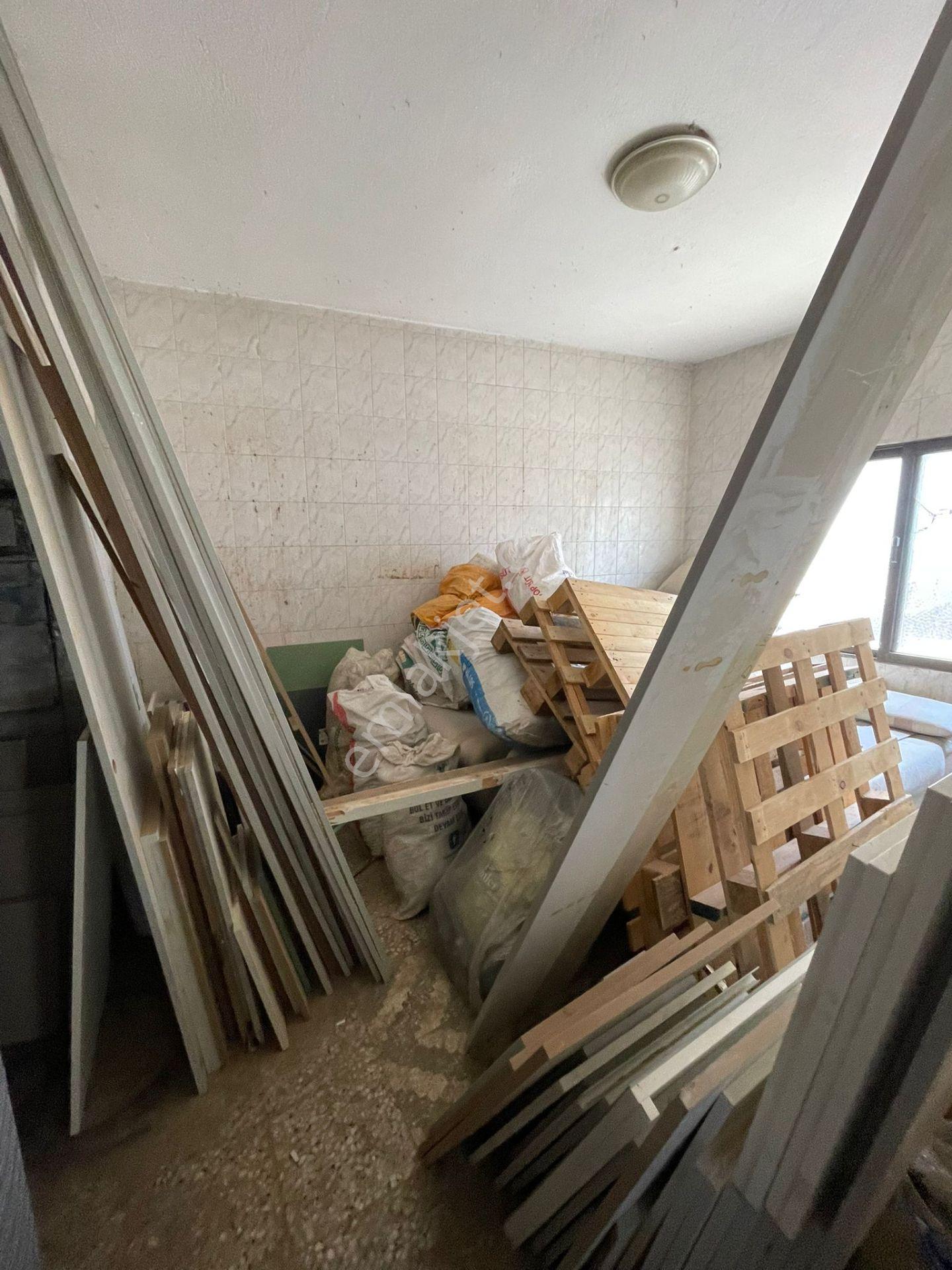 Bornova Yavuz Selim Cad. Üzeri Satılık 3 Katlı İş Yeri (309 M²) - Görsel 24