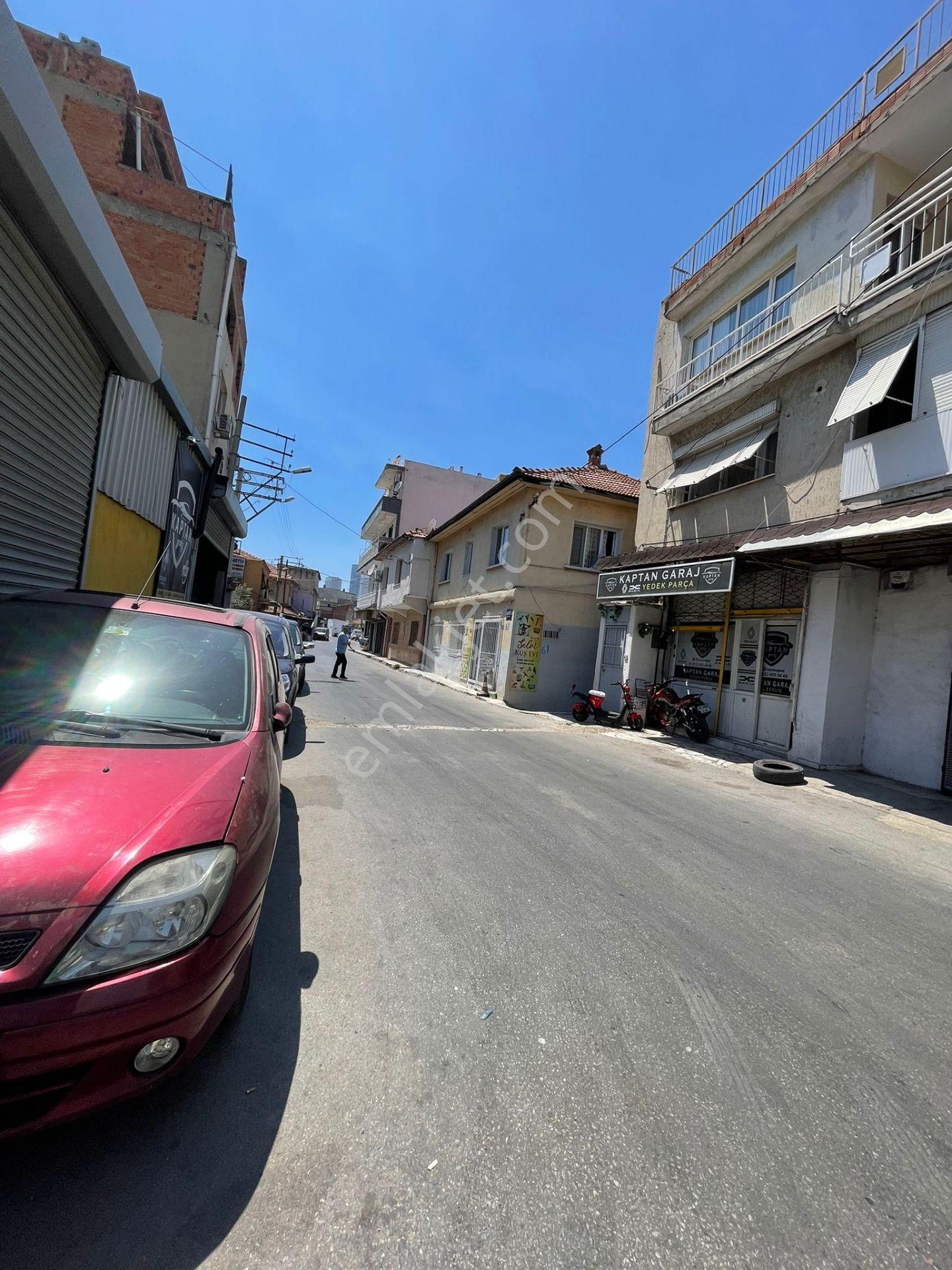 Bornova Yavuz Selim Cad. Üzeri Satılık 3 Katlı İş Yeri (309 M²) - Görsel 8