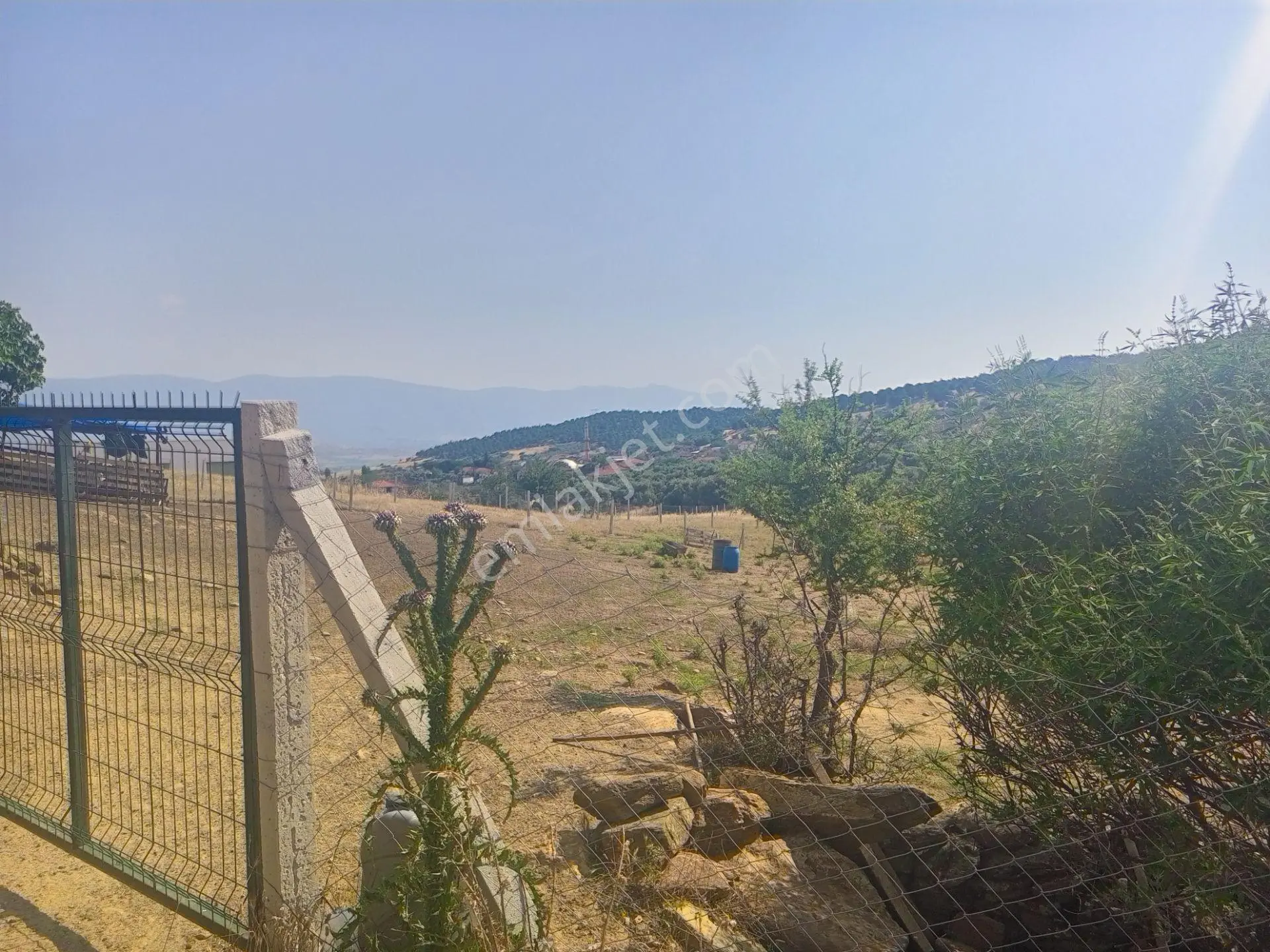 Tire Derebaşı Asfalt Yol Cepheli Köy Merkezine Yakın 926m2 Arazimiz Satılıktır - Görsel 5