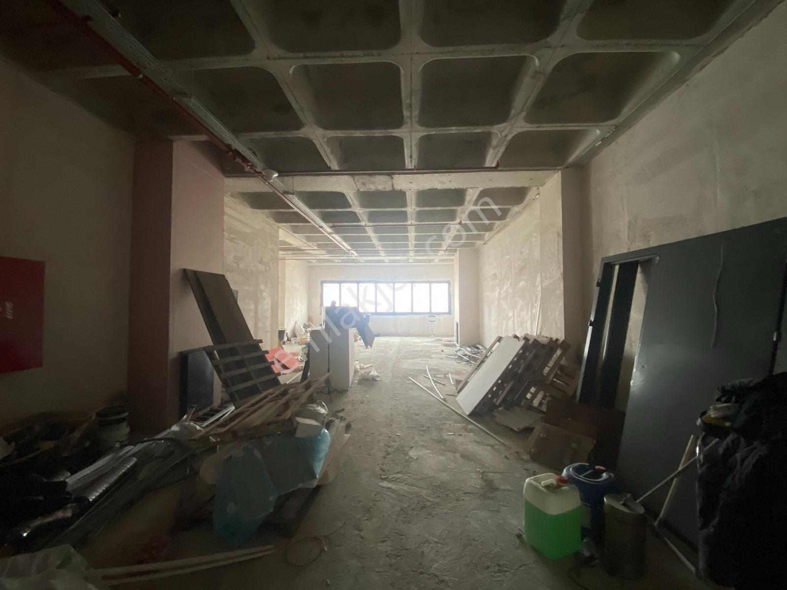 Next House'dan, Elmas Kule'de, Kiralık,193m2,atölye - Görsel 10