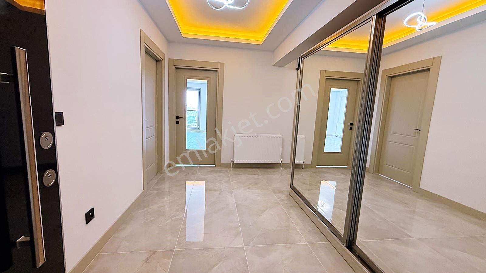 Agen'den Selim Cad Yakın Ful Yapılı Manzaralı Sıfır 3+1 Daireler - Görsel 22