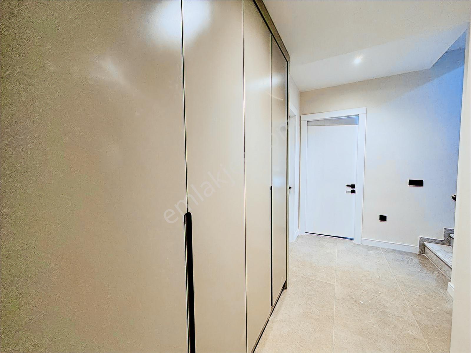 İçmeler'de Sıfır,kapalı Otoparklı Kiralık Dublex Daire - Görsel 27