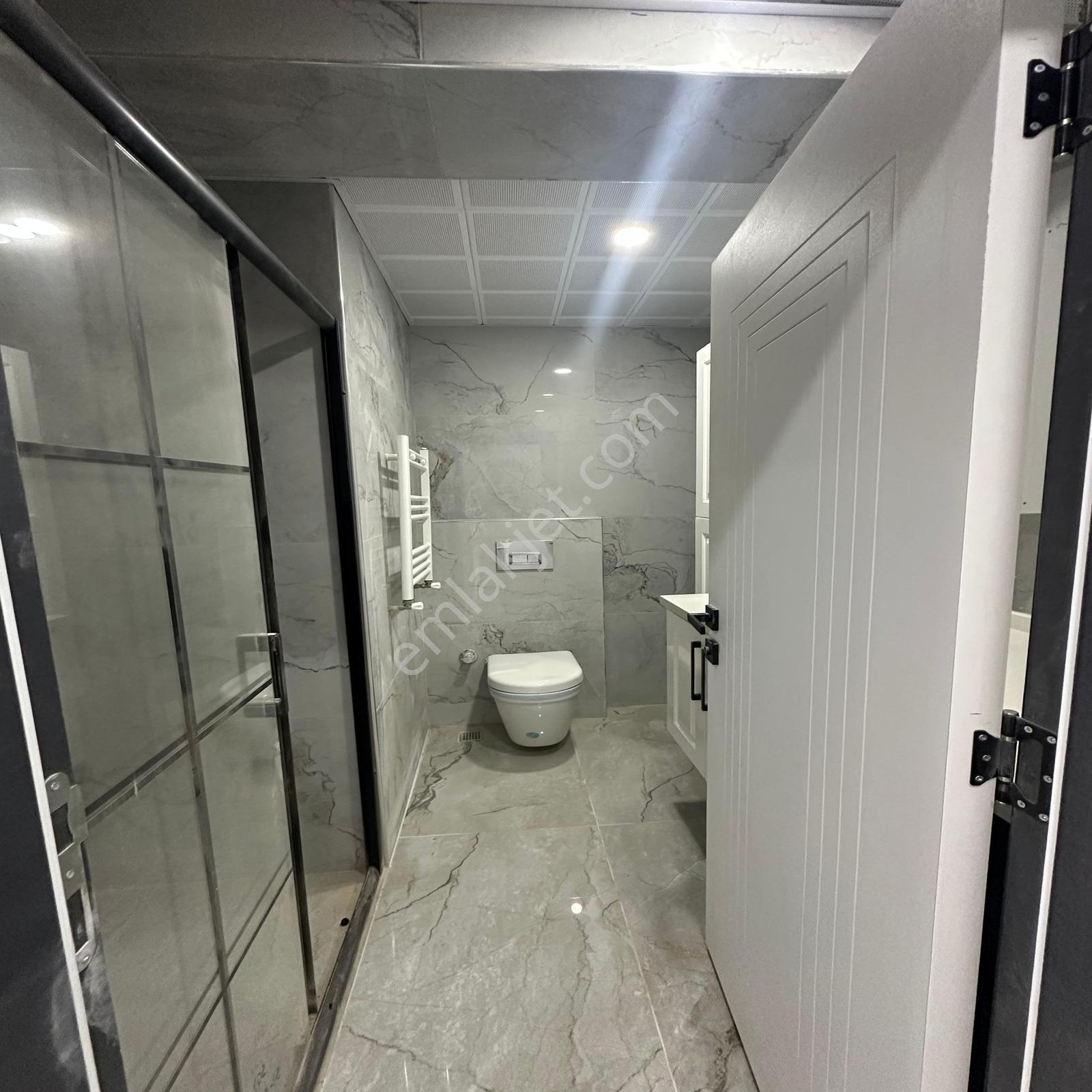 Gop Mahallesinde Cadde Cephe 2+1 Ara Kat Sıfır Daire - Görsel 25